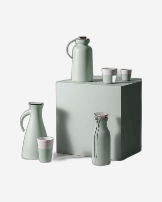 إبريق ثلاجة إيفا سولو 568002 سعة 1 لتر، لون أخضر فاتح منسوج