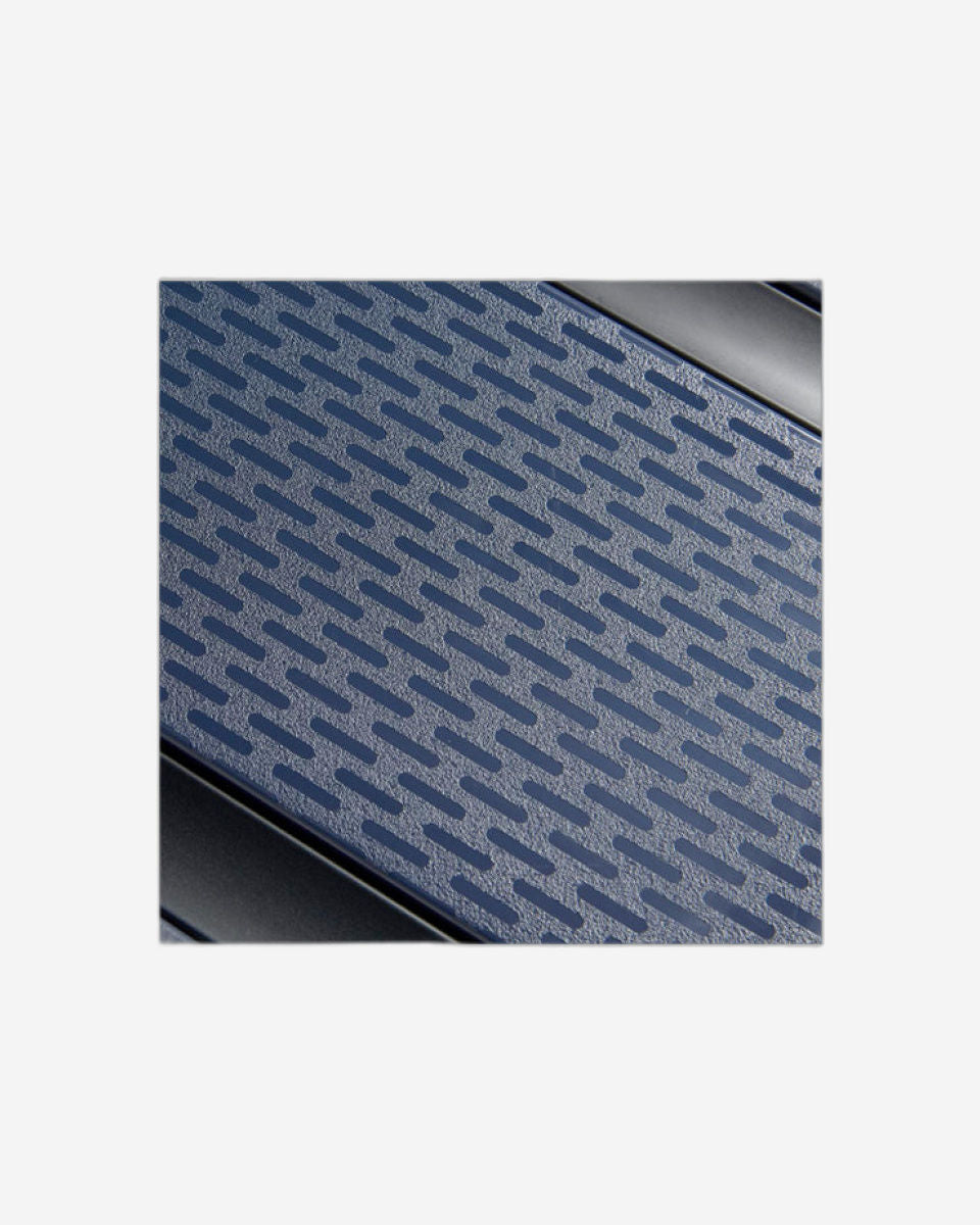 مجموعة حقائب ديلسي باريس بلمونت بلس غير القابلة للتوسيع، مكونة من 3 قطع + حقيبة ظهر مريحة مجانية