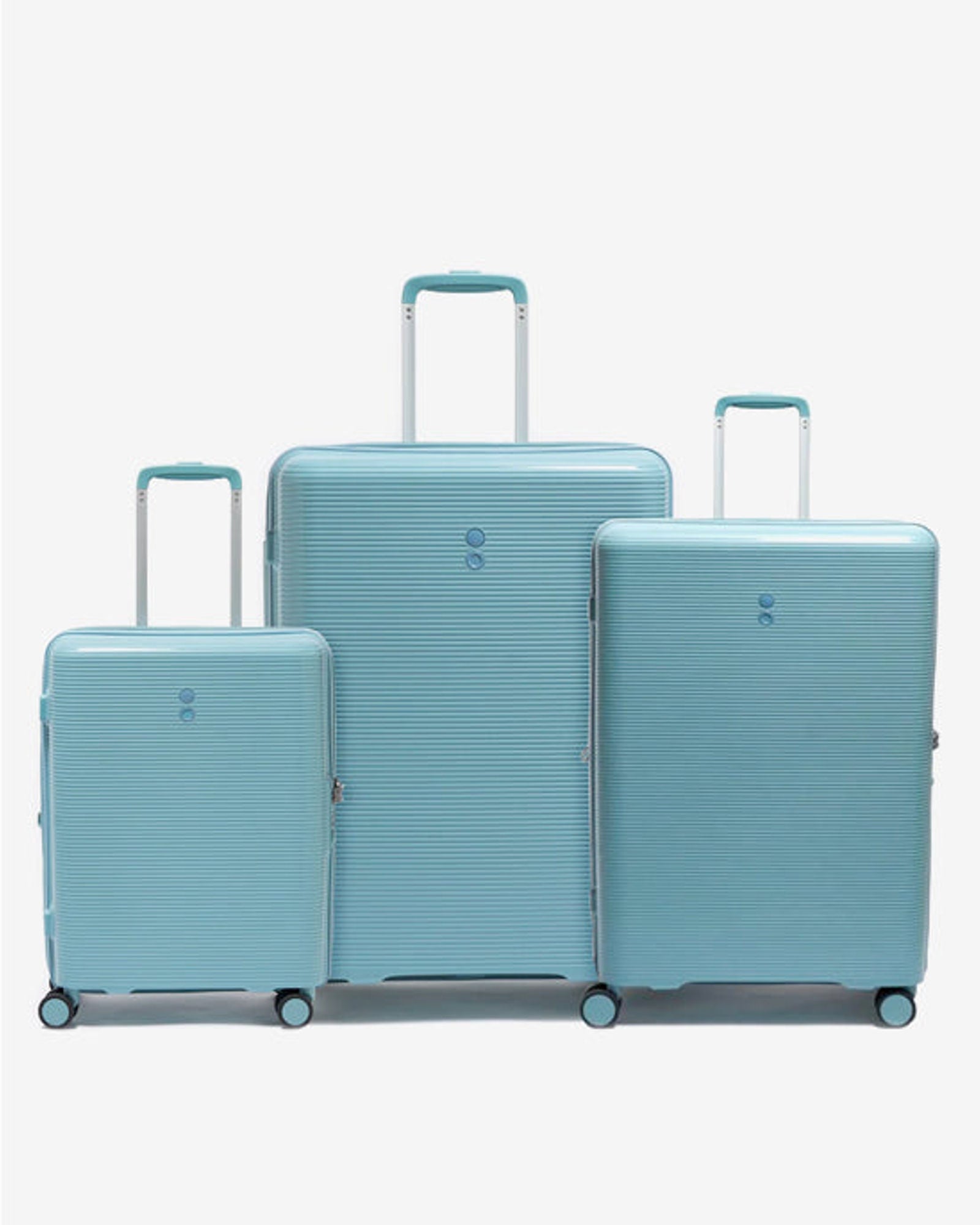 حقيبة إيكولاك فورزا الصلبة ذات العجلات المزدوجة القابلة للتوسيع، مجموعة من 3 قطع