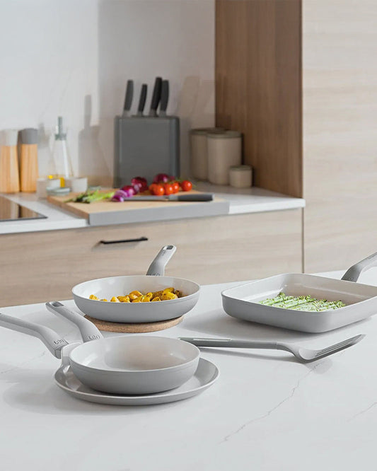 طقم مقلاة بيرغوف 4 قطع + أداة تقليب