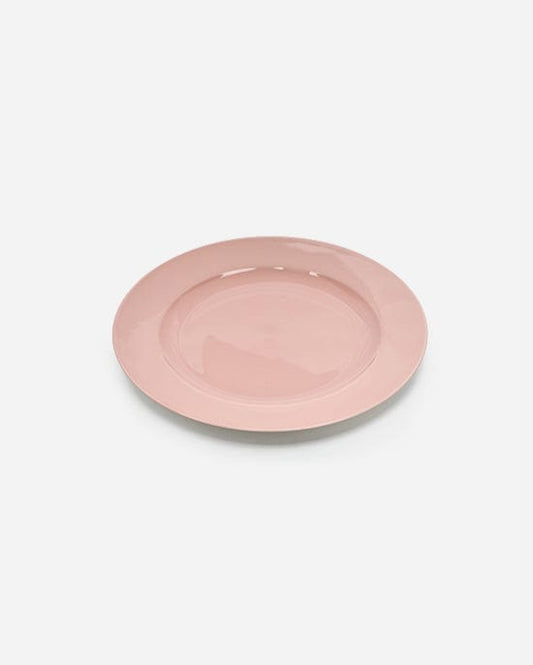 طبق حلوى باستيل وردي من ميزون