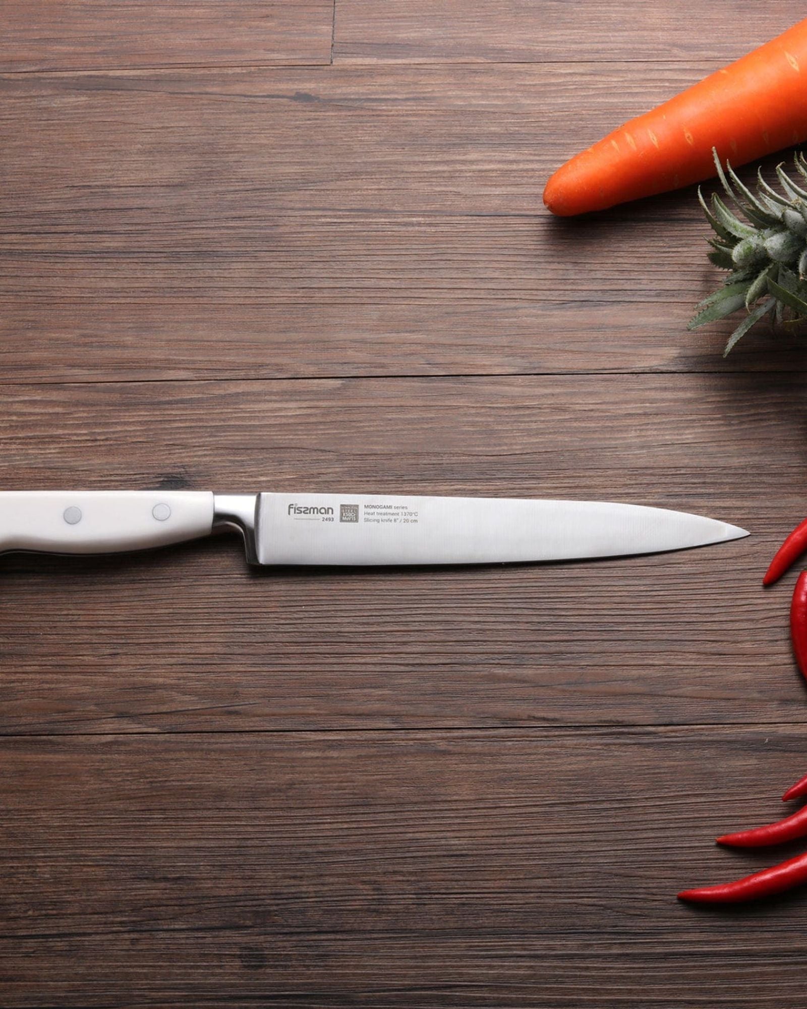 سكين تقطيع فيسمان 8 بوصة من الفولاذ المقاوم للصدأ مع طلاء غير لاصق أبيض/فضي