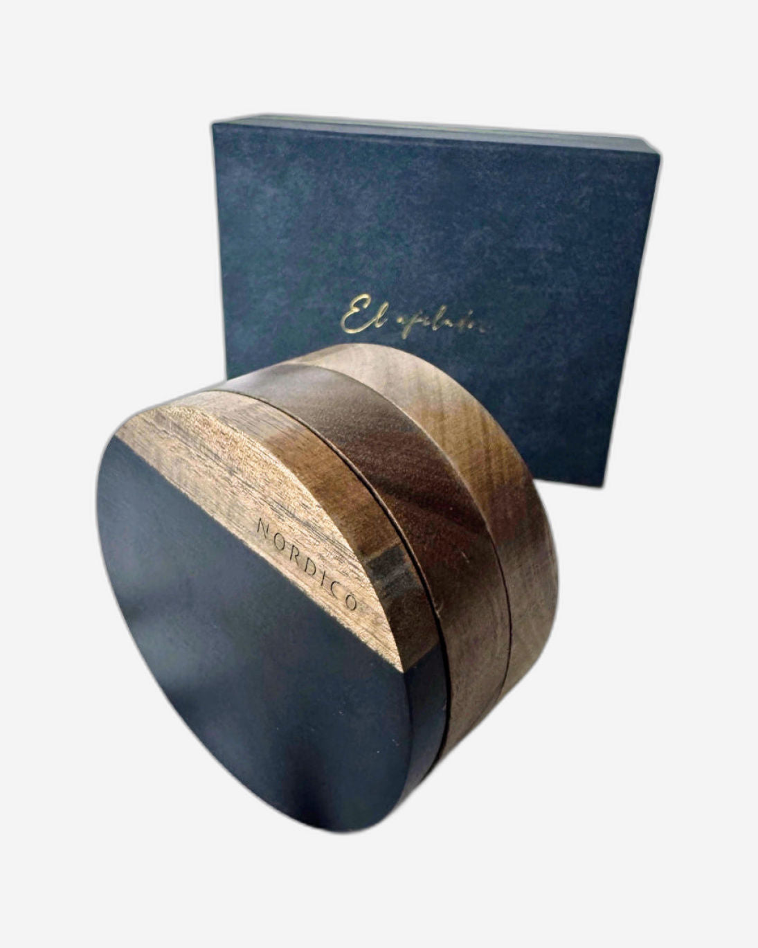 مبراة سكاكين نورديكو + شمع أخضر