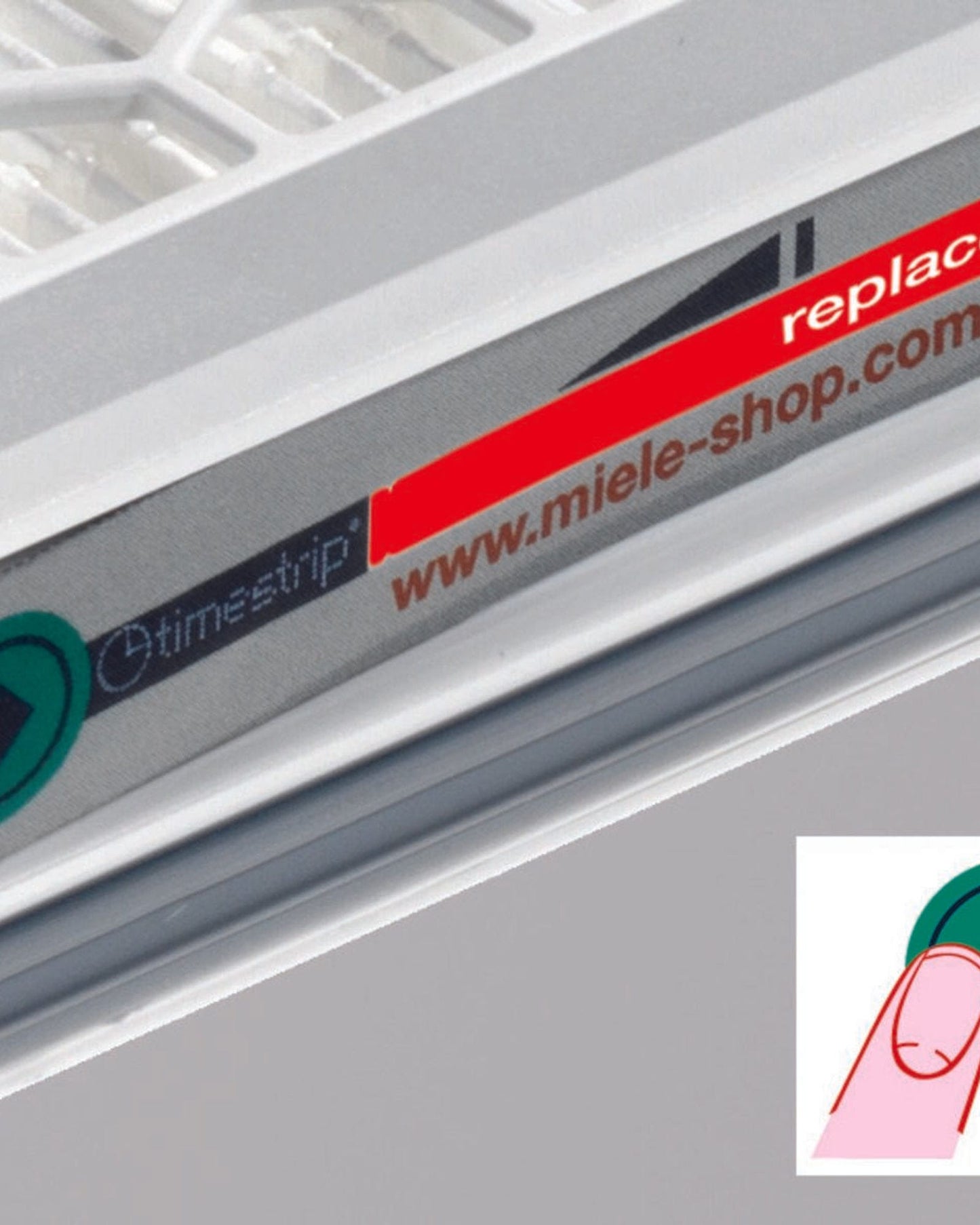 فلتر من ميلي، طراز SF-AA 30 لتنقية الهواء النشط، مع مؤشر TimeStrip لتحديد وقت الاستبدال.