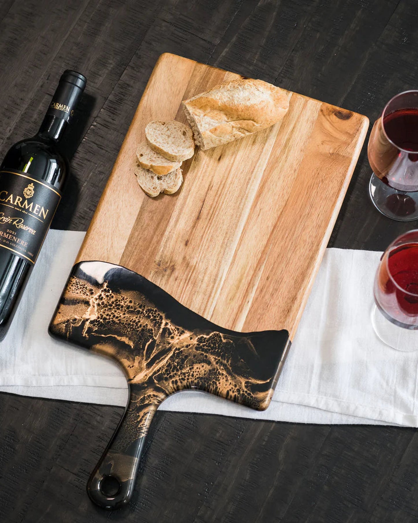 لوح جبن كبير من لين وليانا أكاسيا مقاس 10×20، لون أسود