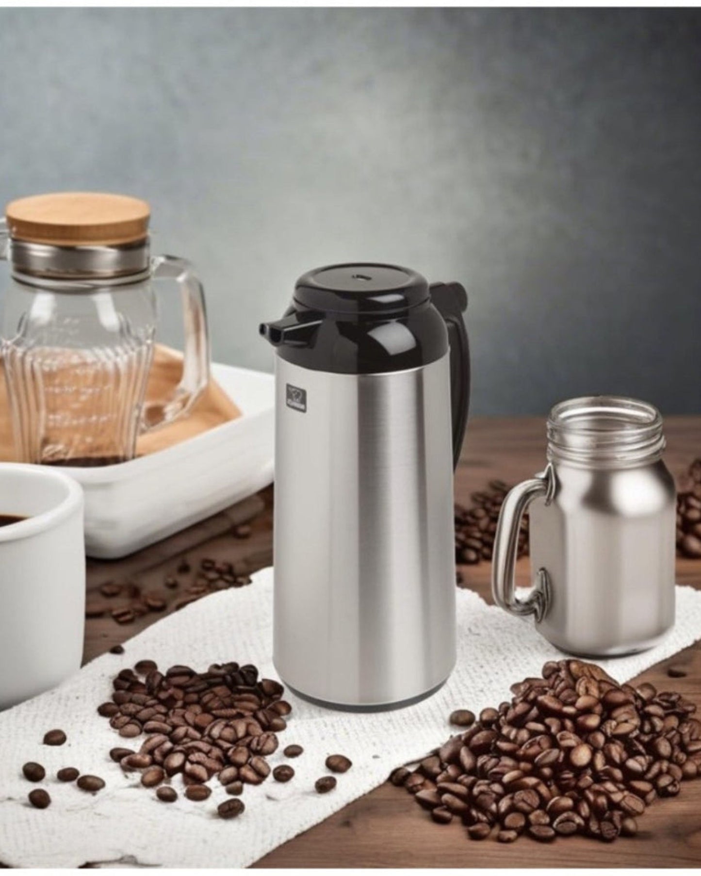 قدر زوجيروشي هاندي بوت سعة 1.55 لتر مصنوع من الفولاذ المقاوم للصدأ.