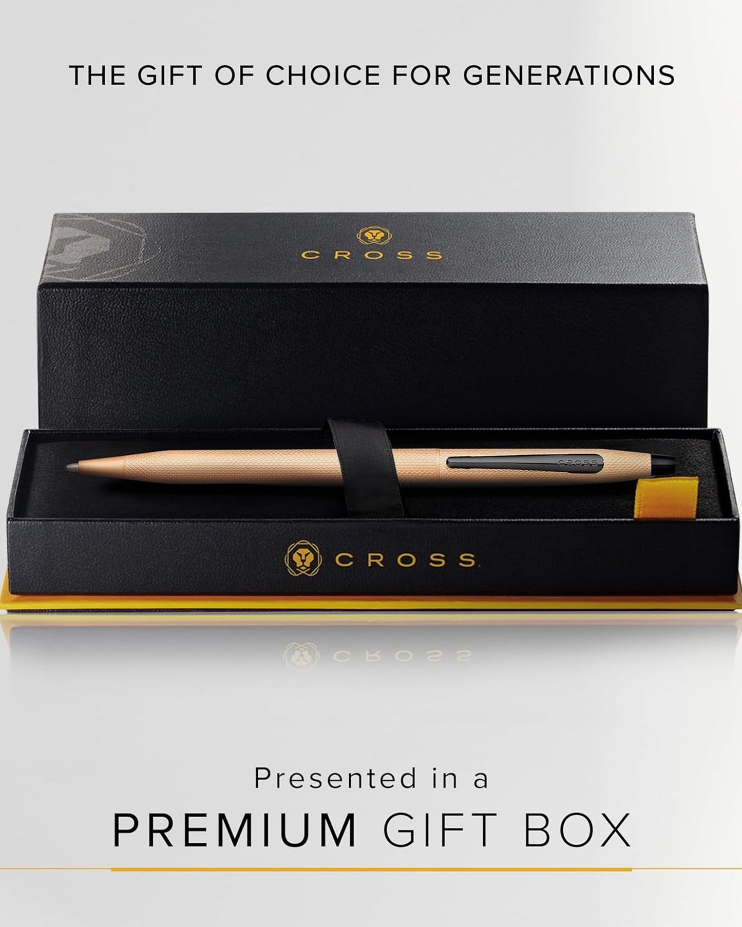 قلم حبر جاف كروس كلاسيك سينشري® مطلي بالذهب الوردي المصقول بتقنية Pvd مع نقش ماسي محفور - AT0082-123