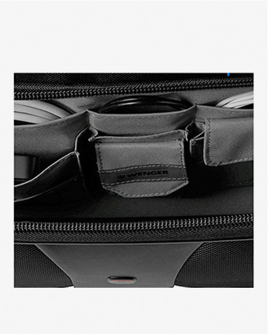 طقم أعمال وينجر باتريوت من قطعتين مع بكرة كومب-يو وحقيبة كمبيوتر محمول مقاس 15.6 بوصة - 600662