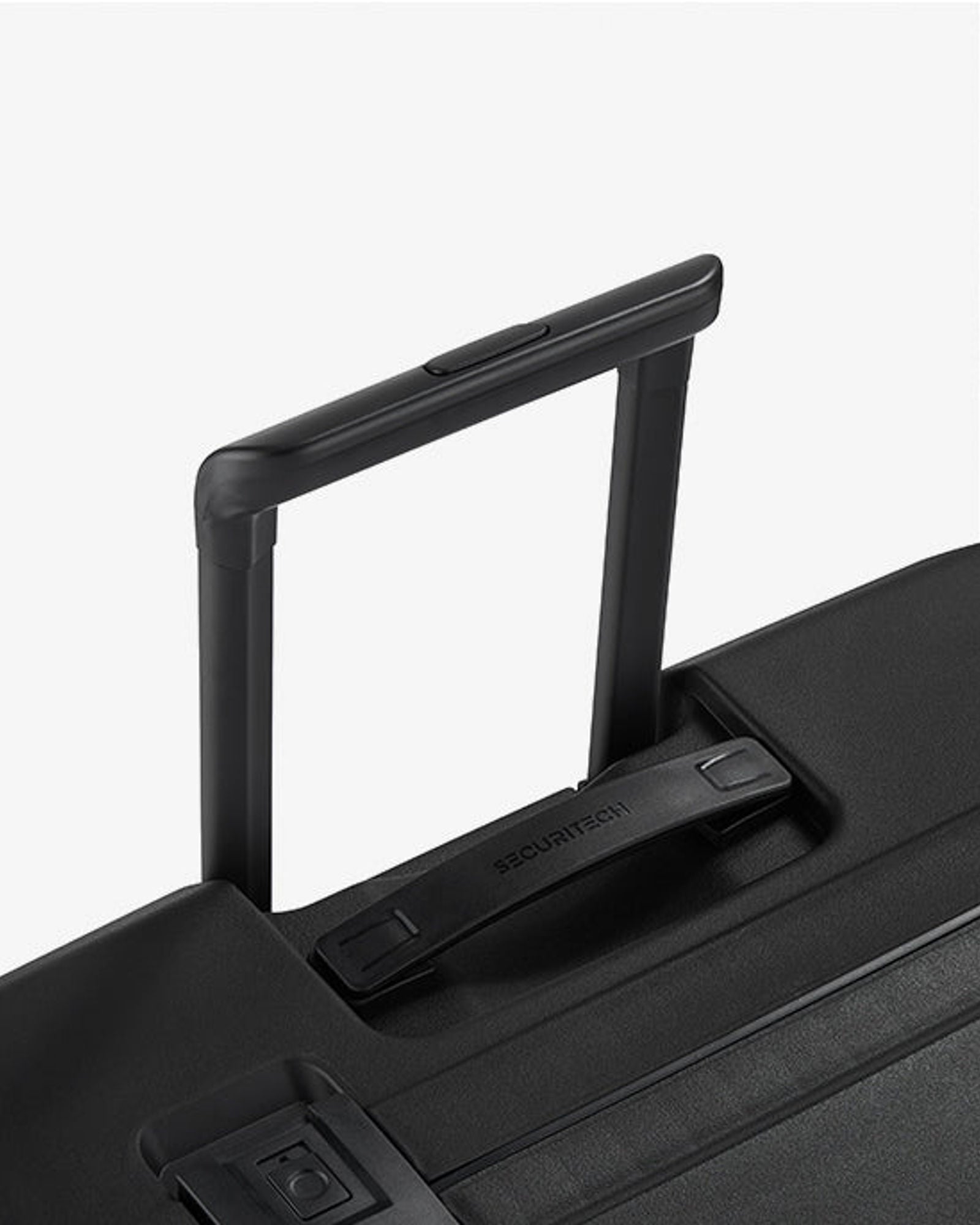 حقيبة ديلسي باريس ستون الصلبة ذات العجلات الأربع