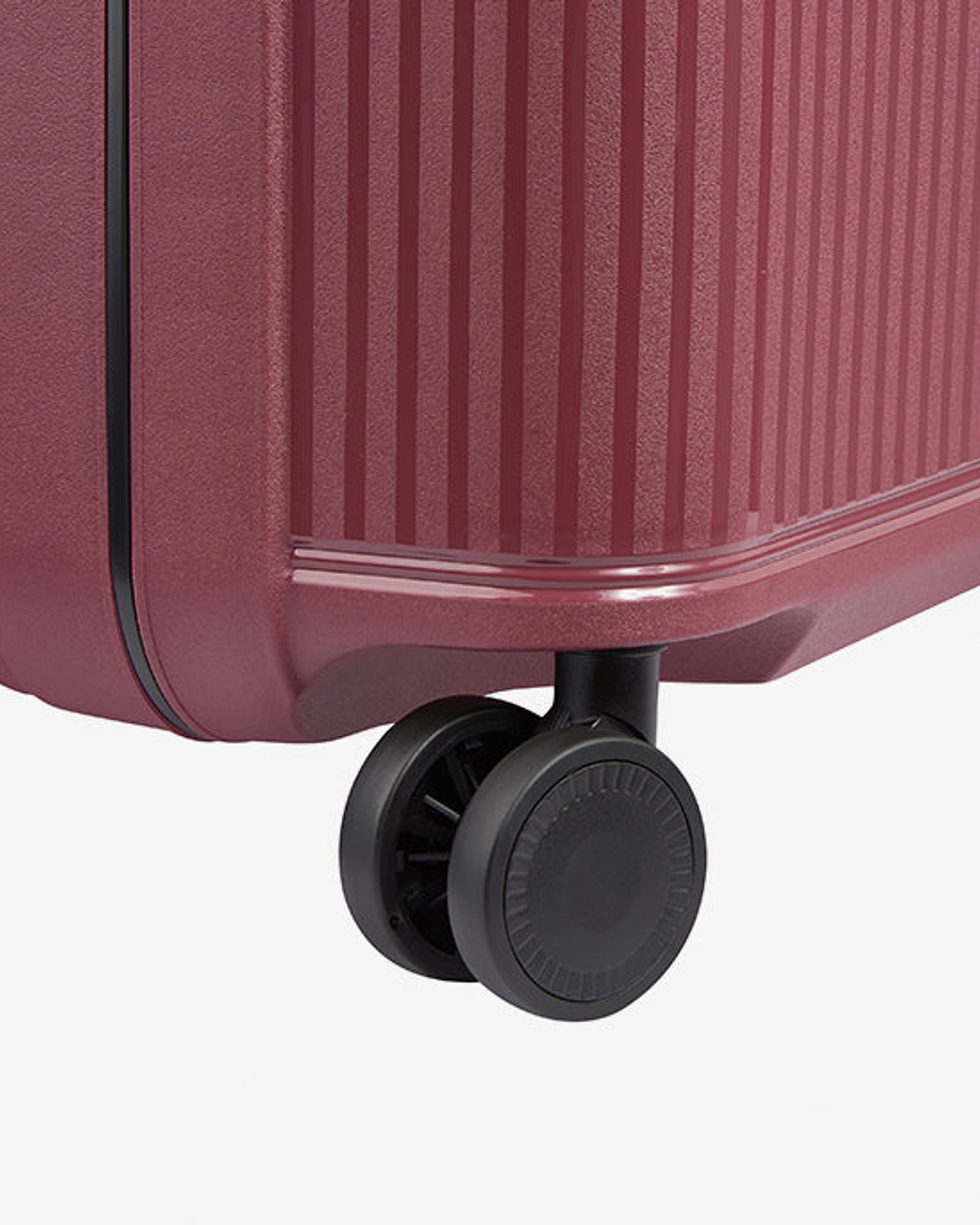 حقيبة ديلسي باريس ستون الصلبة ذات العجلات الأربع