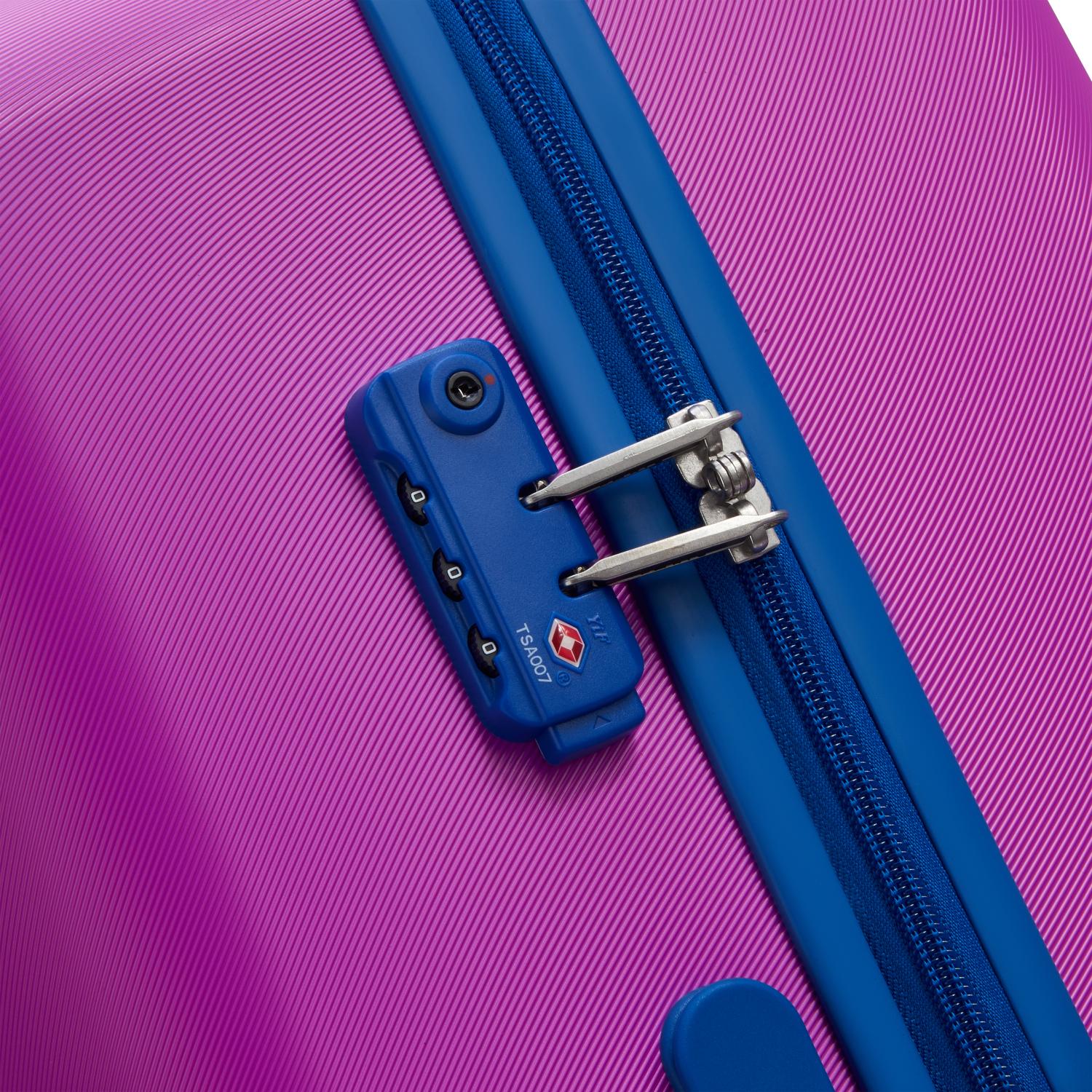 عربة أمتعة UCOB Fabrica 4 ذات العجلات المزدوجة والغطاء الصلب غير القابل للتمدد