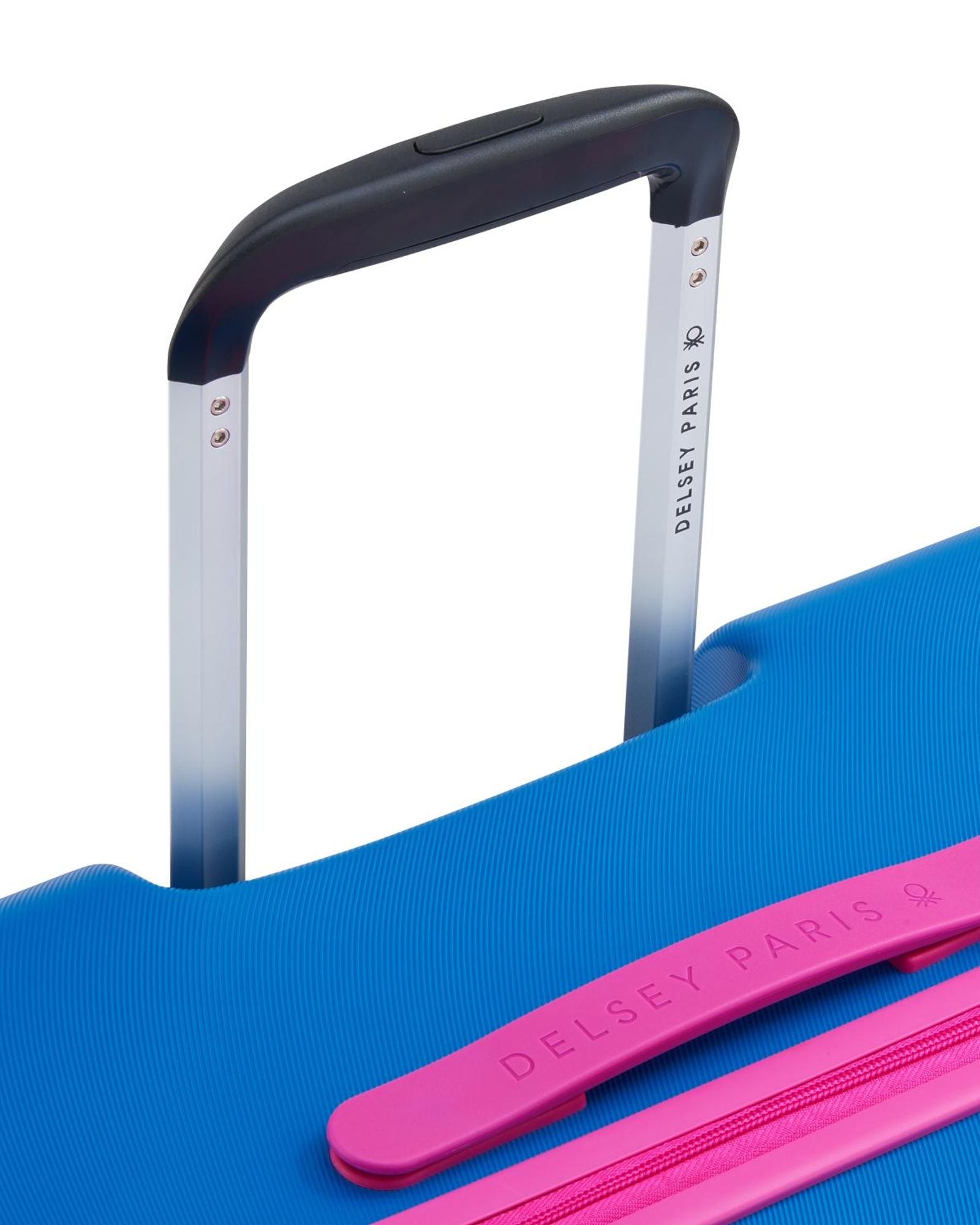 عربة أمتعة UCOB Fabrica 4 ذات العجلات المزدوجة والغطاء الصلب غير القابل للتمدد