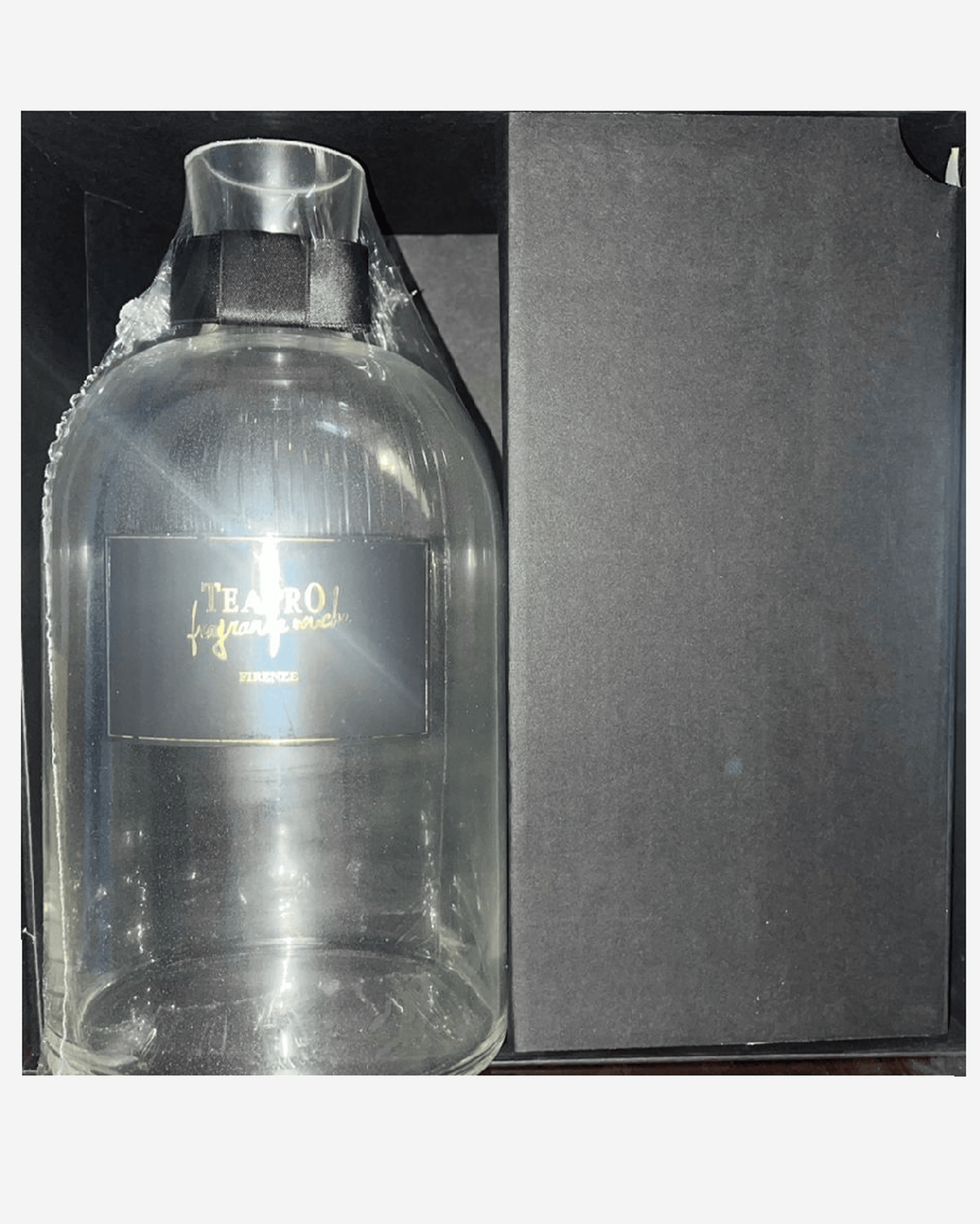 Gift Set White Divine Sticks 2500ml White Vase
