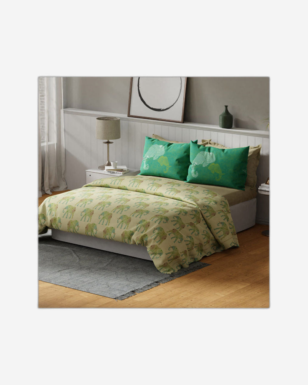 ملاءة سرير سفاري 210TC كينج من يونايتد كولورز أوف بينيتون مع غطائي وسادة باللون الأخضر الهادئ