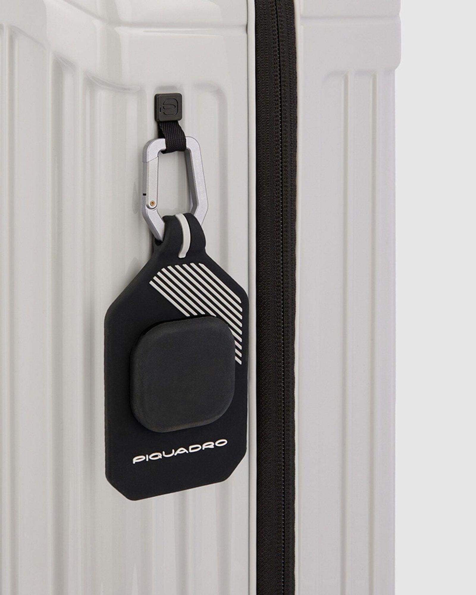 حقيبة بيكوادرو بي كيو لايت فائقة النحافة، 55 سم، حقيبة صلبة بأربع عجلات مزدوجة، لون رمادي - Bv4425Pqls2/Gr2