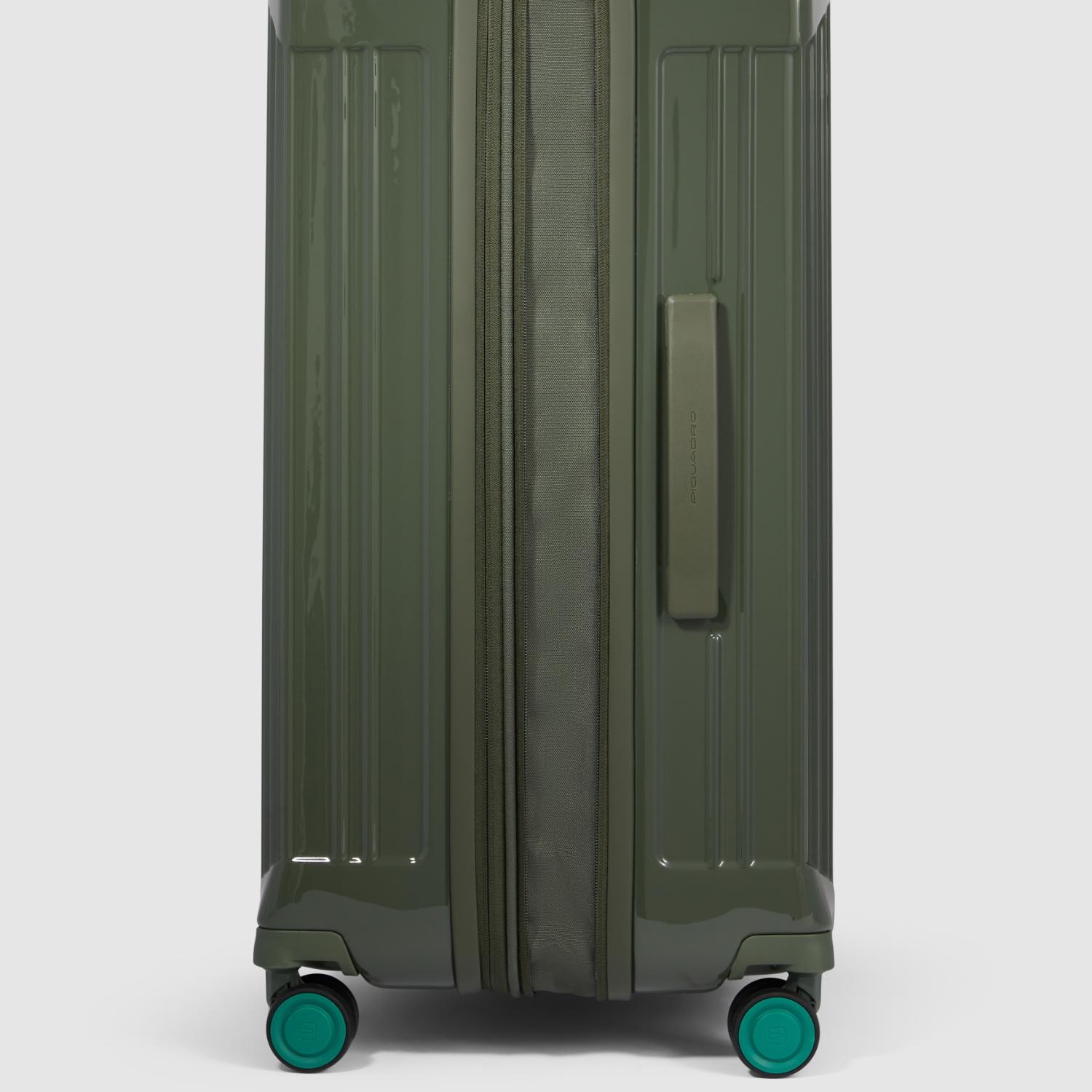 عربة بيكوادرو بي كيو خفيفة الوزن قابلة للتمدد متوسطة الحجم بأربع عجلات باللون الأخضر البولي كربونات