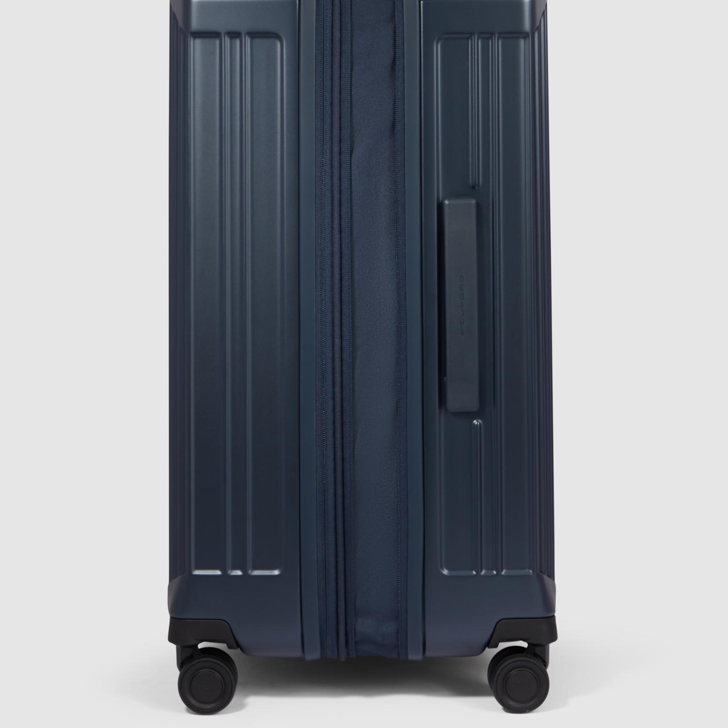 عربة بيكوادرو بي كيو لايت متوسطة الحجم قابلة للتمدد بأربع عجلات من البولي كربونات باللون الأزرق غير اللامع