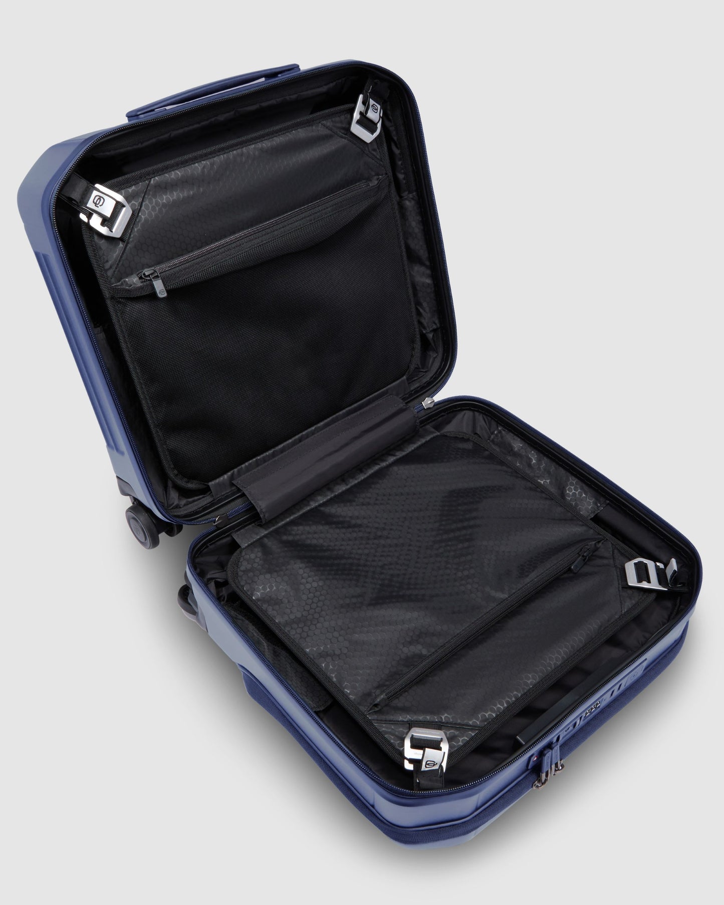 حقيبة الطيار Piquadro TSA Lock باللون الأزرق