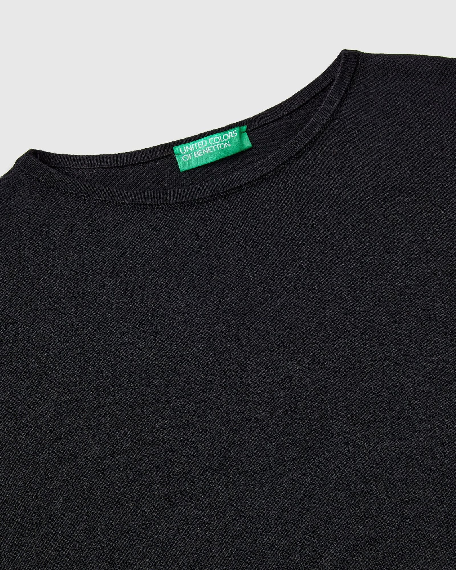 سترة بأكمام قصيرة