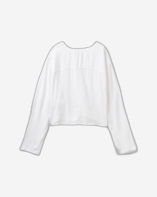 بلوزة برقبة على شكل حرف V