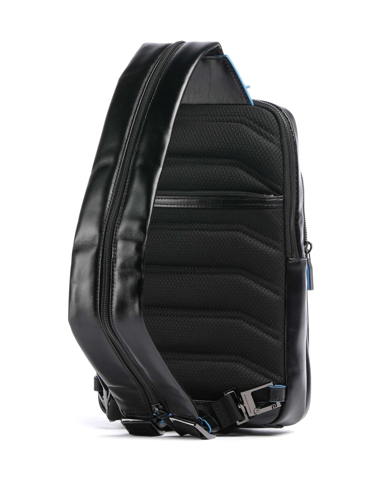 حقيبة ظهر جلدية Piquadro Blue Square قابلة للتحويل بتصميم حبال باللون الأسود