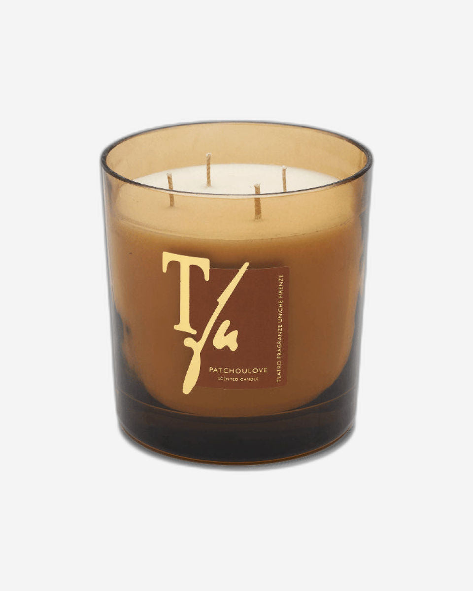 شمعة معطرة برائحة باتشولوف من تياترو ٧٥٠ غرام