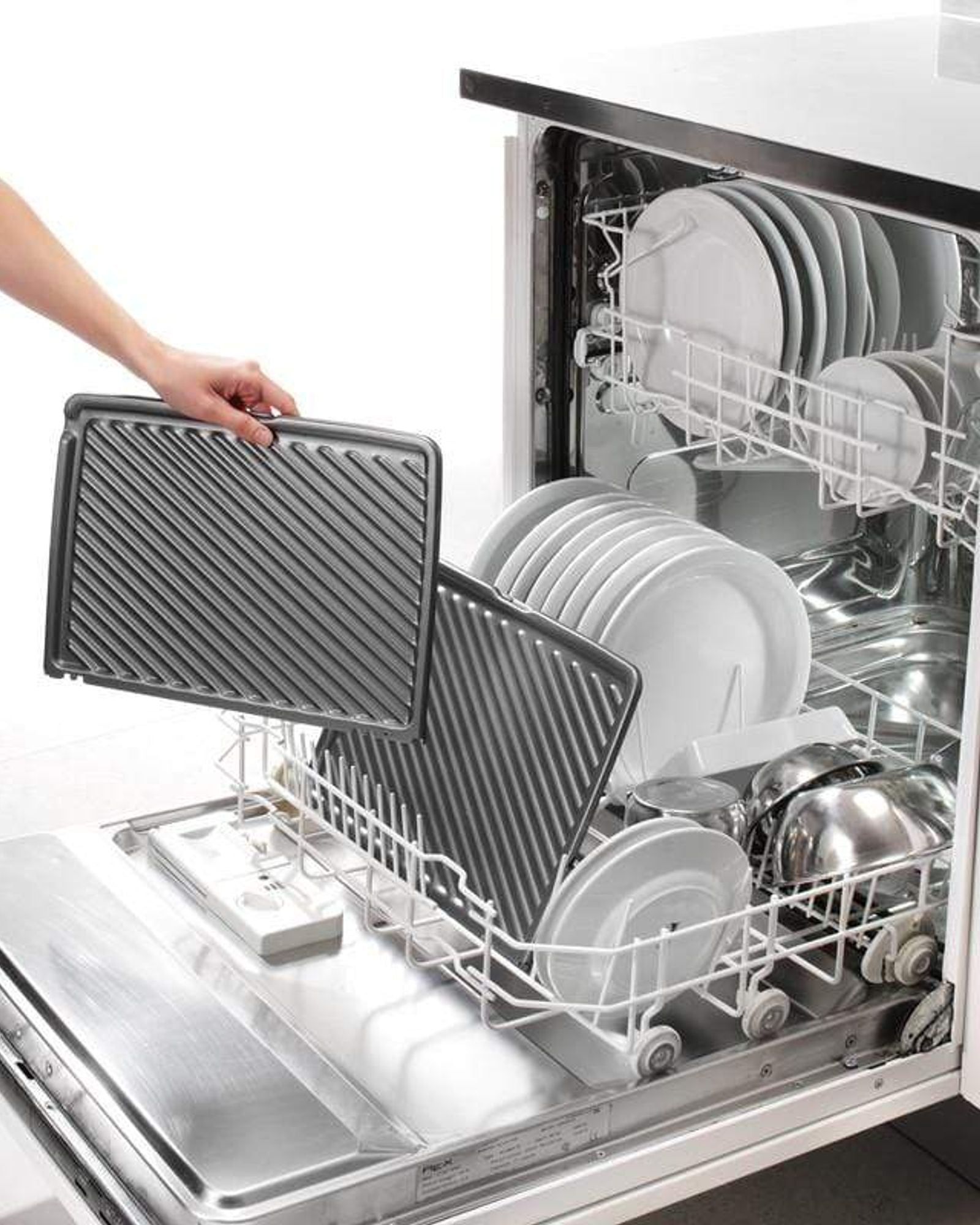 شواية ديلونجي كونتاكت