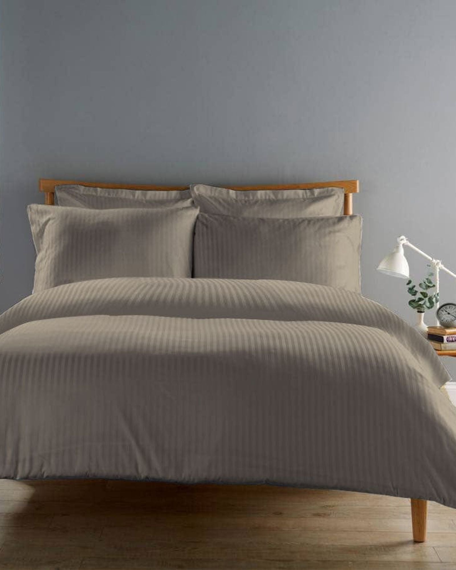 طقم لحاف مخطط من 6 قطع من Cotton Home باللون الرمادي