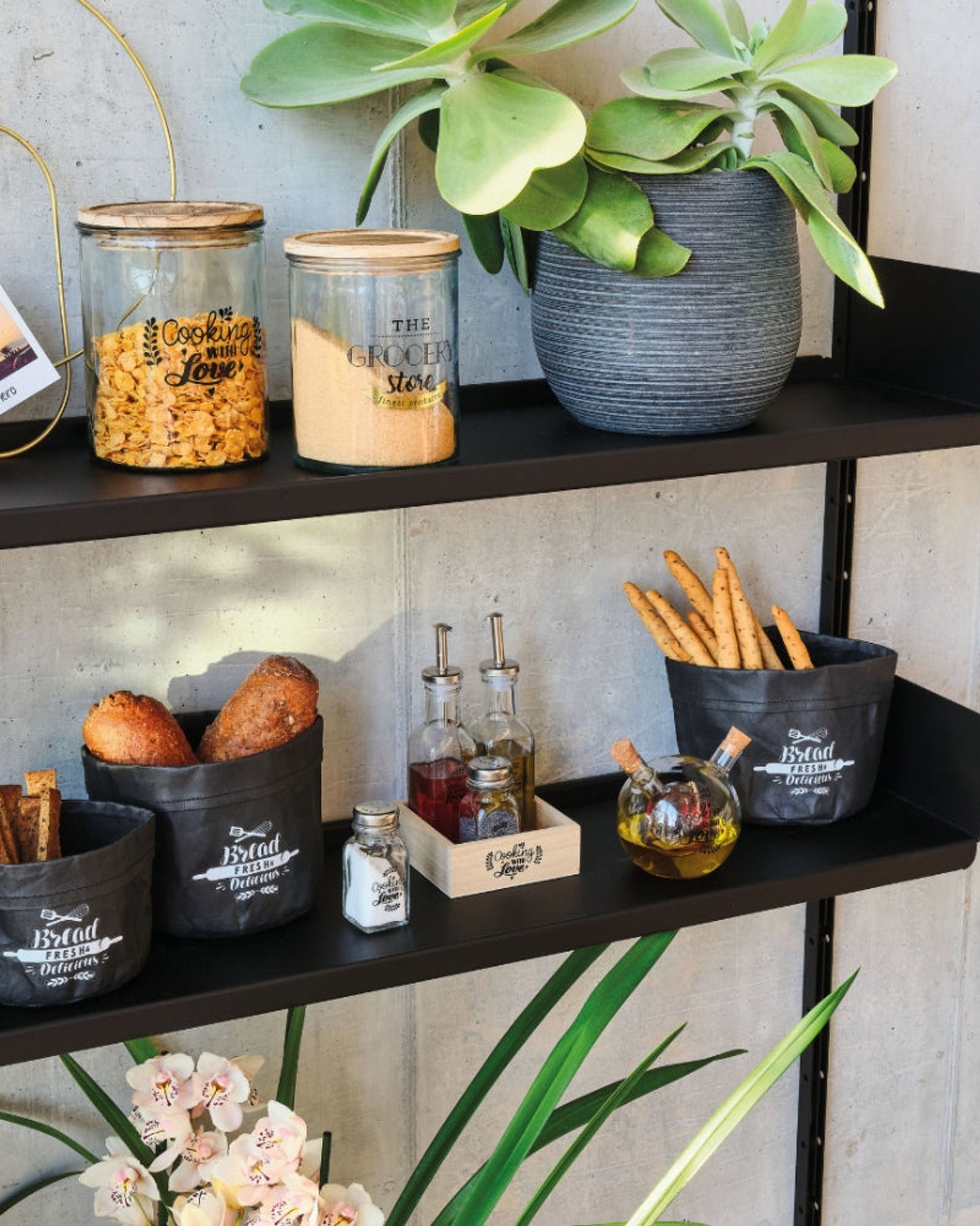 زجاجة زيت/خل توغنانا للطبخ مع الحب