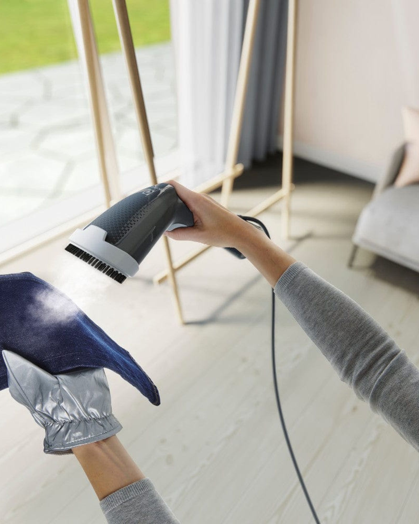 مكواة بخار إلكترولوكس ريفاين 600