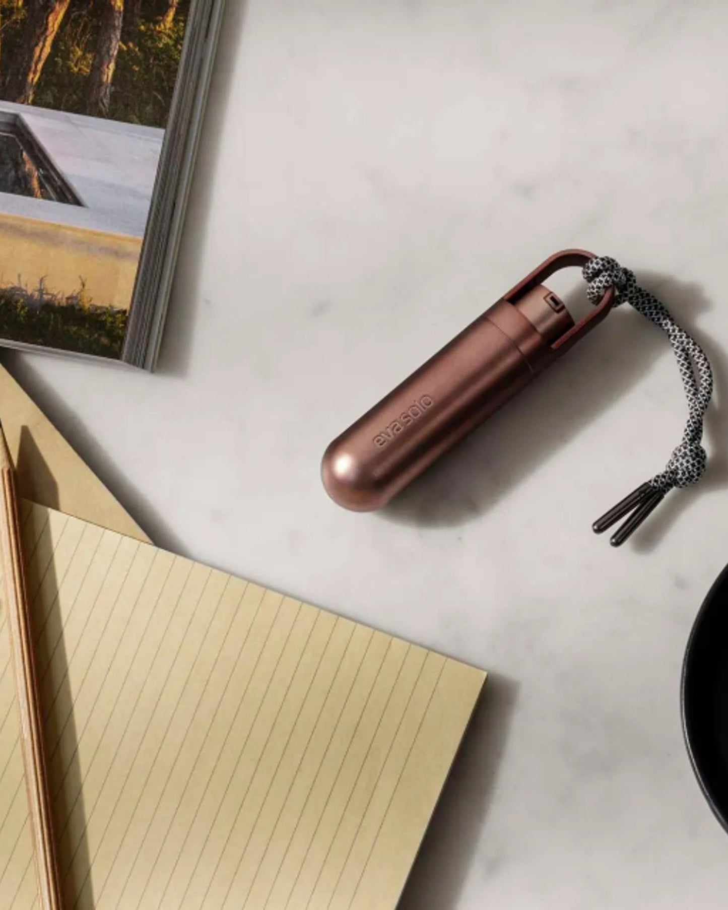 موزع إيفا سولو 567902 صغير نحاسي بدون علبة