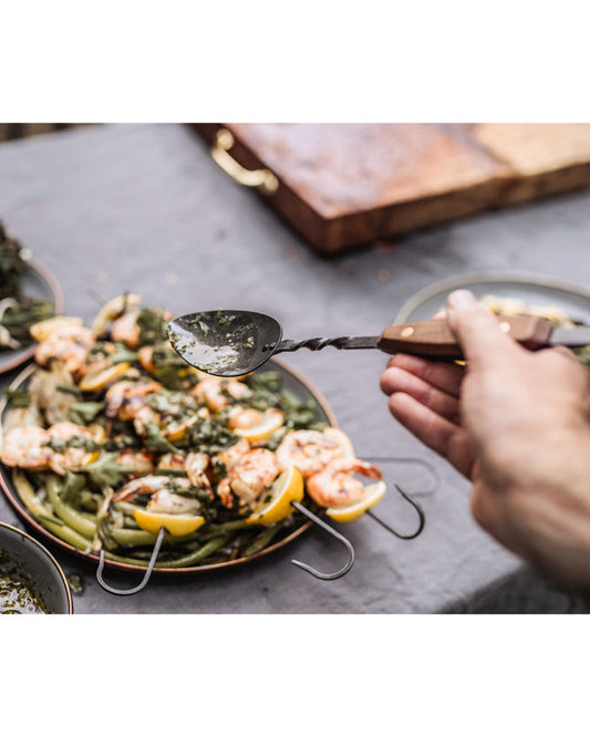 ملعقة الشيف من مطعم BareBones - مطعم Cowboy Grill