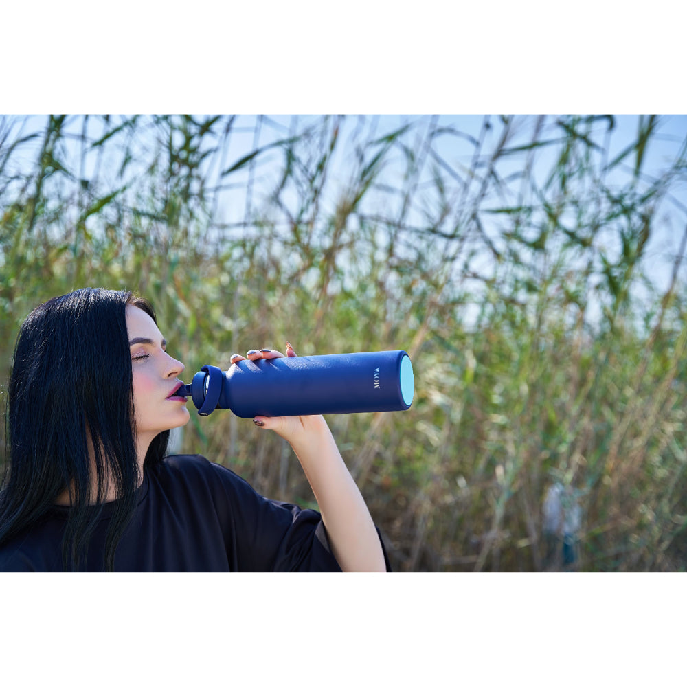 زجاجة مياه مويا