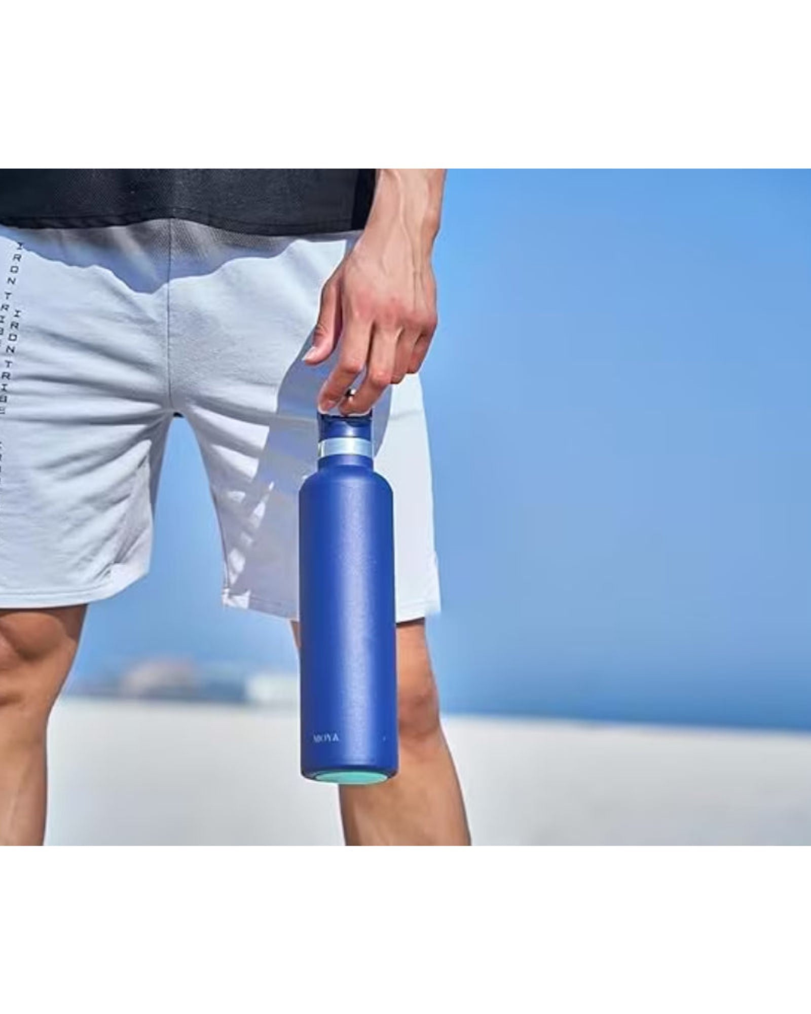 زجاجة مياه مويا