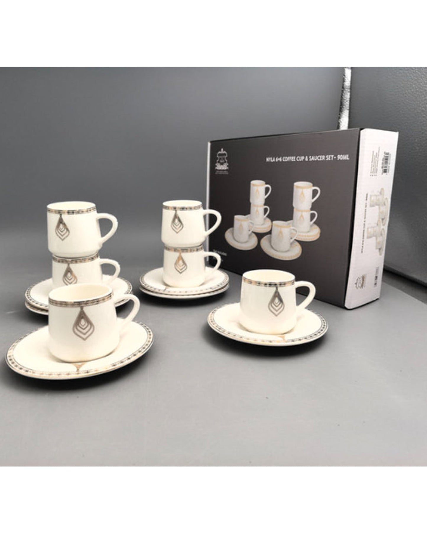 طقم فناجين قهوة وصحن من البورسلين من شالو، سعة 90 مل (6 فناجين، 6 صحون، أبيض)