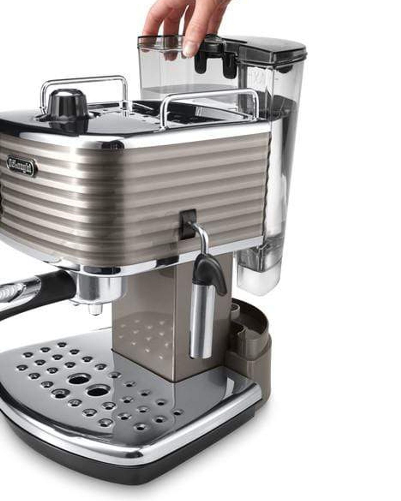 ديلونجي سكالتورا مضخة اسبريسو