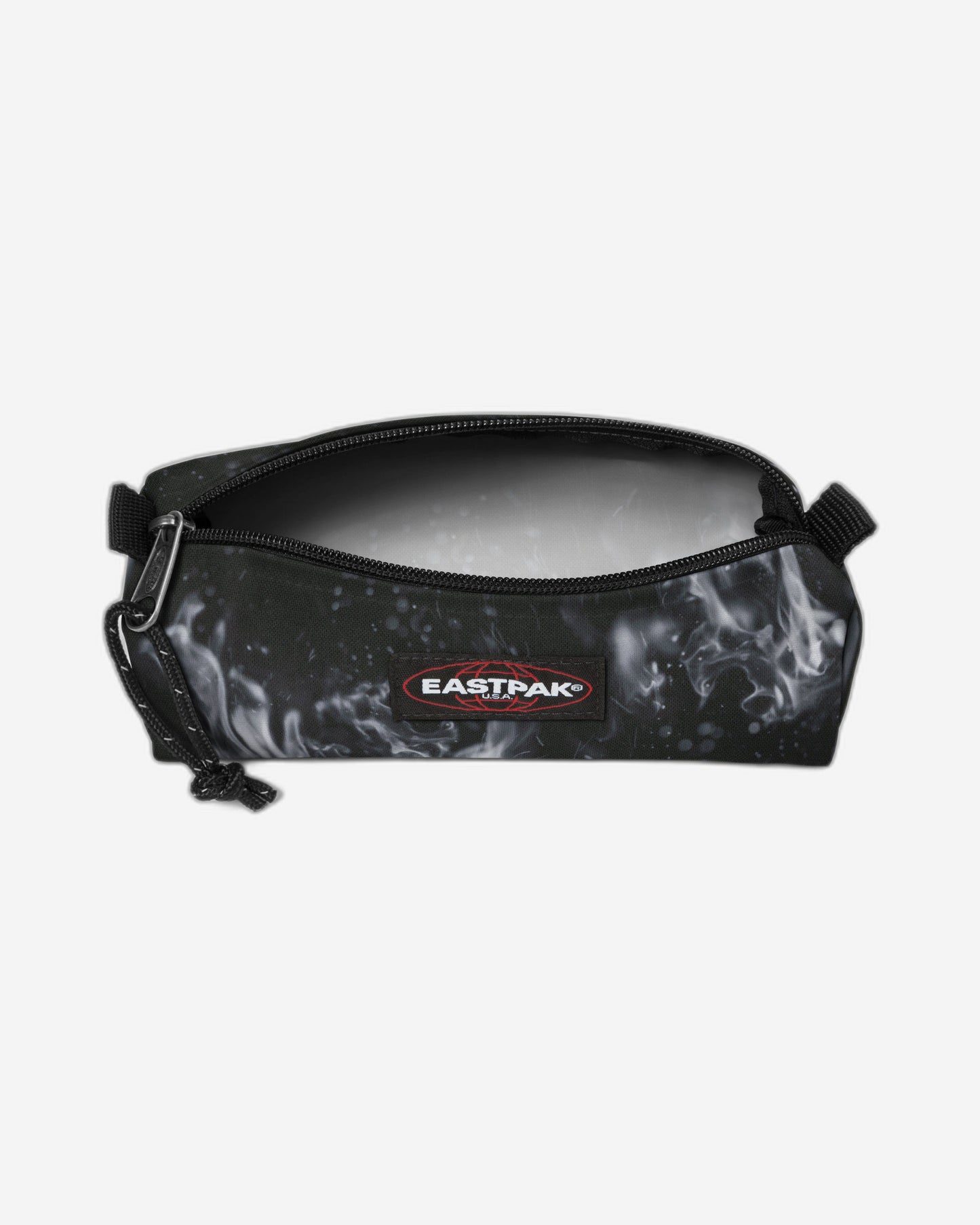 علبة أقلام رصاص صغيرة من إيستباك بنشمارك، لون أسود لهب مفرد