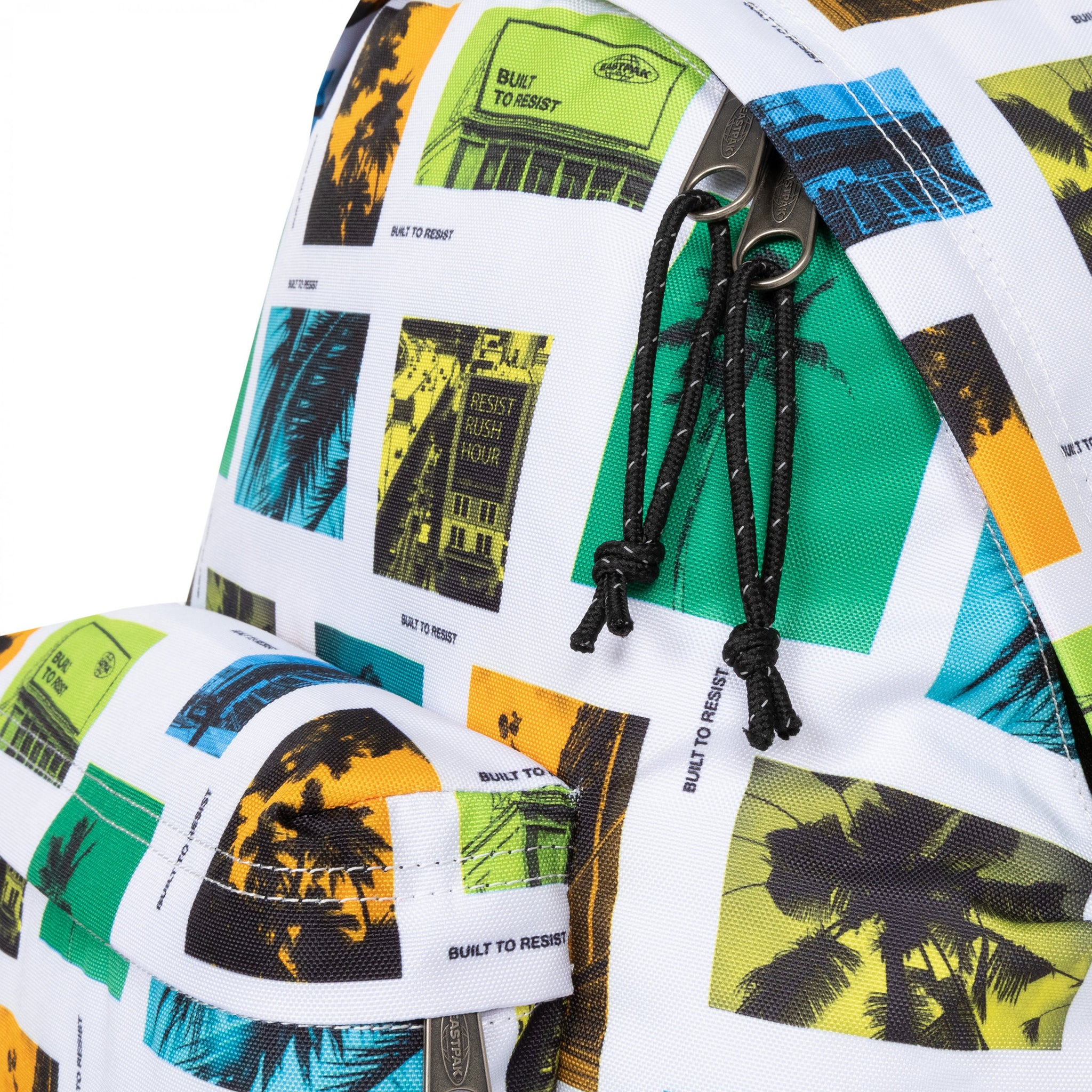 حقيبة ظهر Eastpak Padded Pak'R City Bay White متوسطة الحجم - EK0006206O11