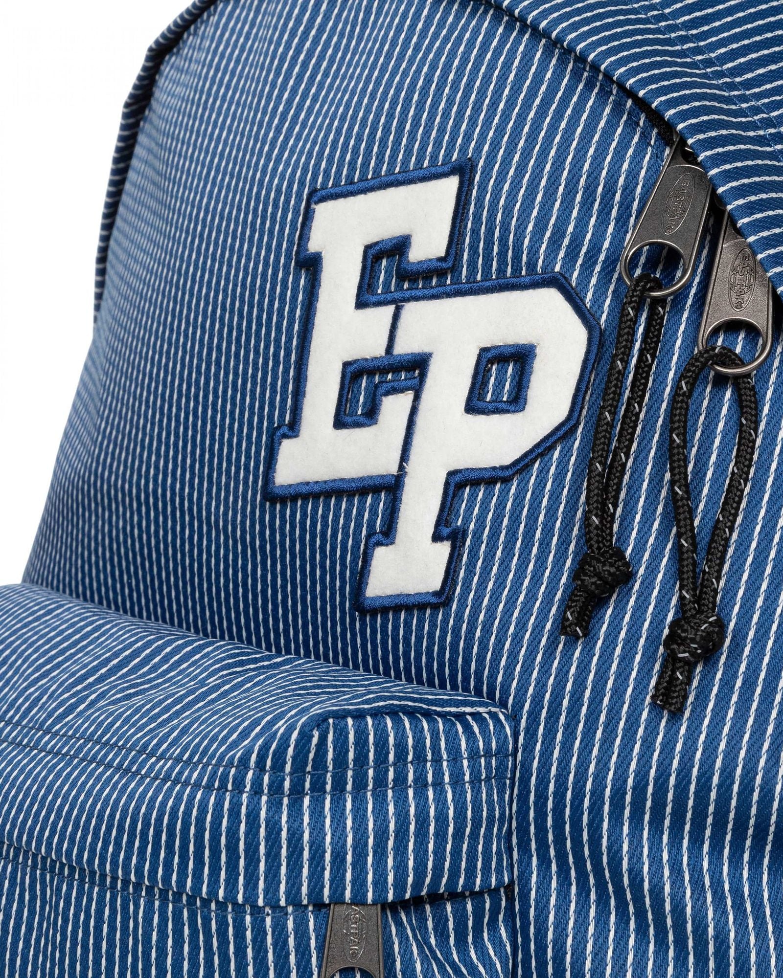 حقيبة ظهر Eastpak Padded Pak'R Base Ep Blue متوسطة الحجم - EK0006209D8