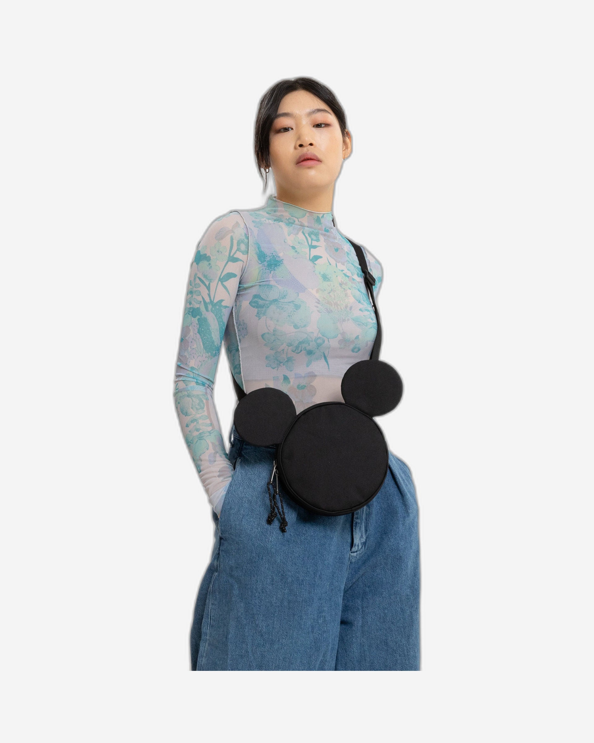 حقيبة كروس صغيرة من إيستباك آدا ميكي سبيشل - EK00073D9E41