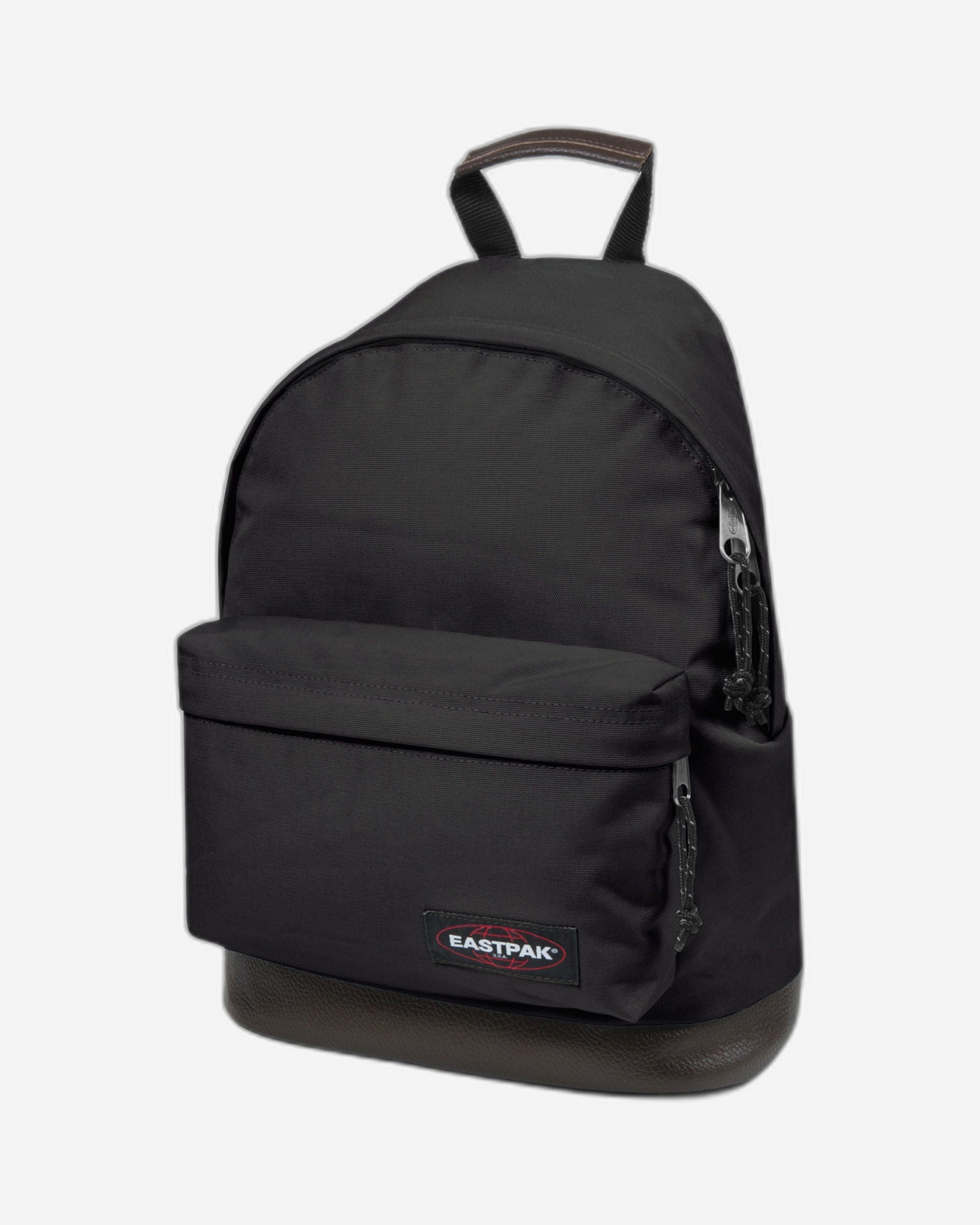 حقيبة ظهر إيست باك وايومنغ سوداء متوسطة الحجم - EK811008
