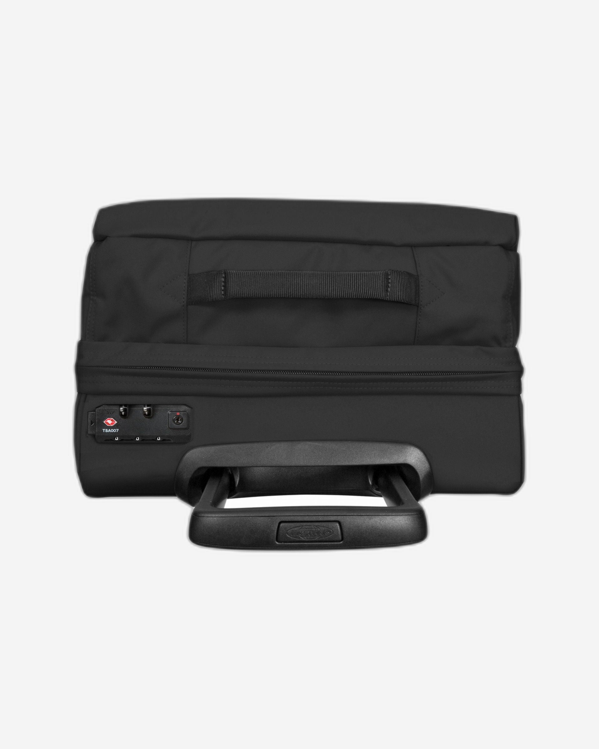 حقيبة سفر إيست باك ترانس 4 إم سوداء متوسطة الحجم بأربع عجلات وناعمة - EK00081L0081