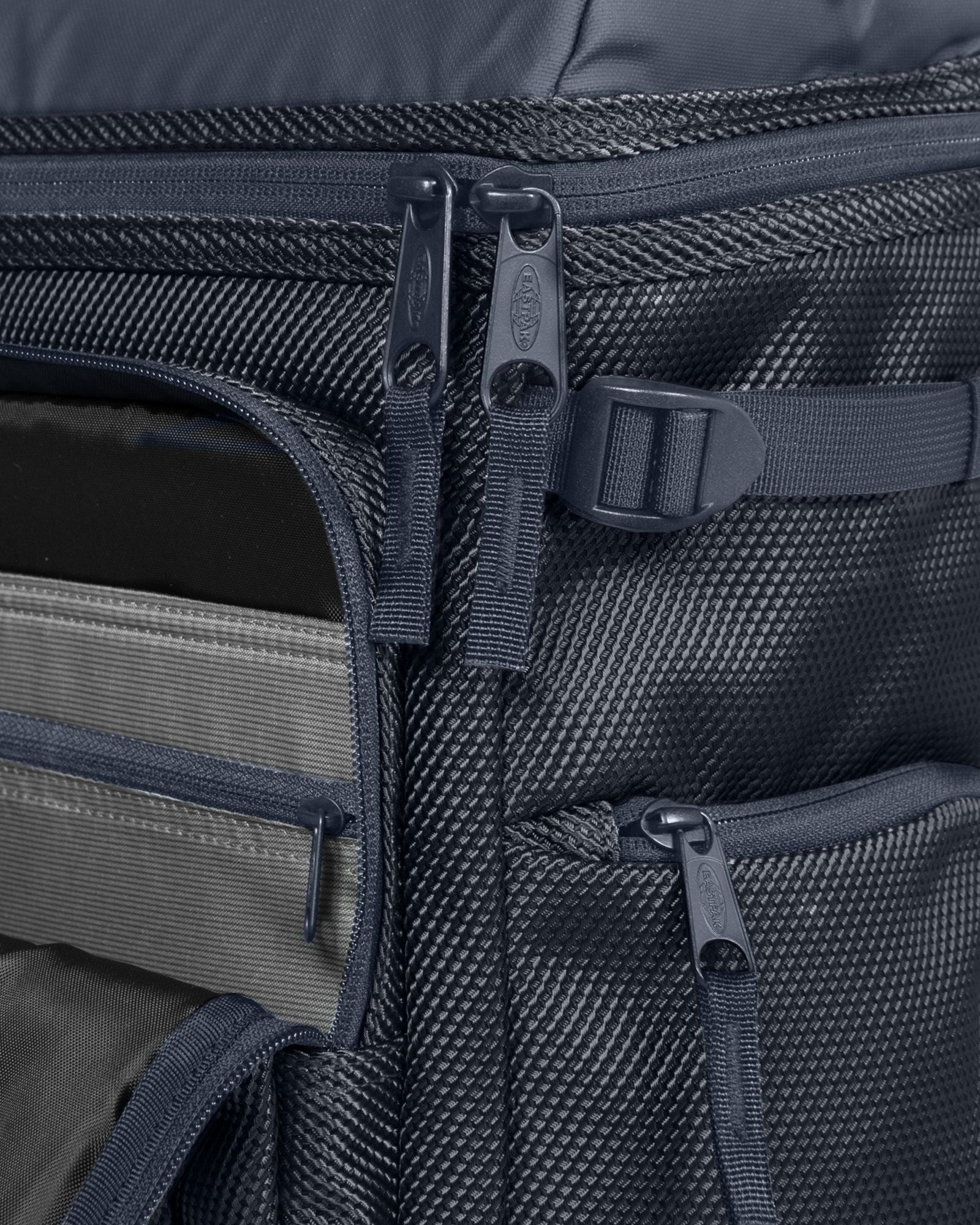 حقيبة ظهر إيستباك تيكوم توب سي إن إن سي تي مارين كبيرة - EK00093DO16