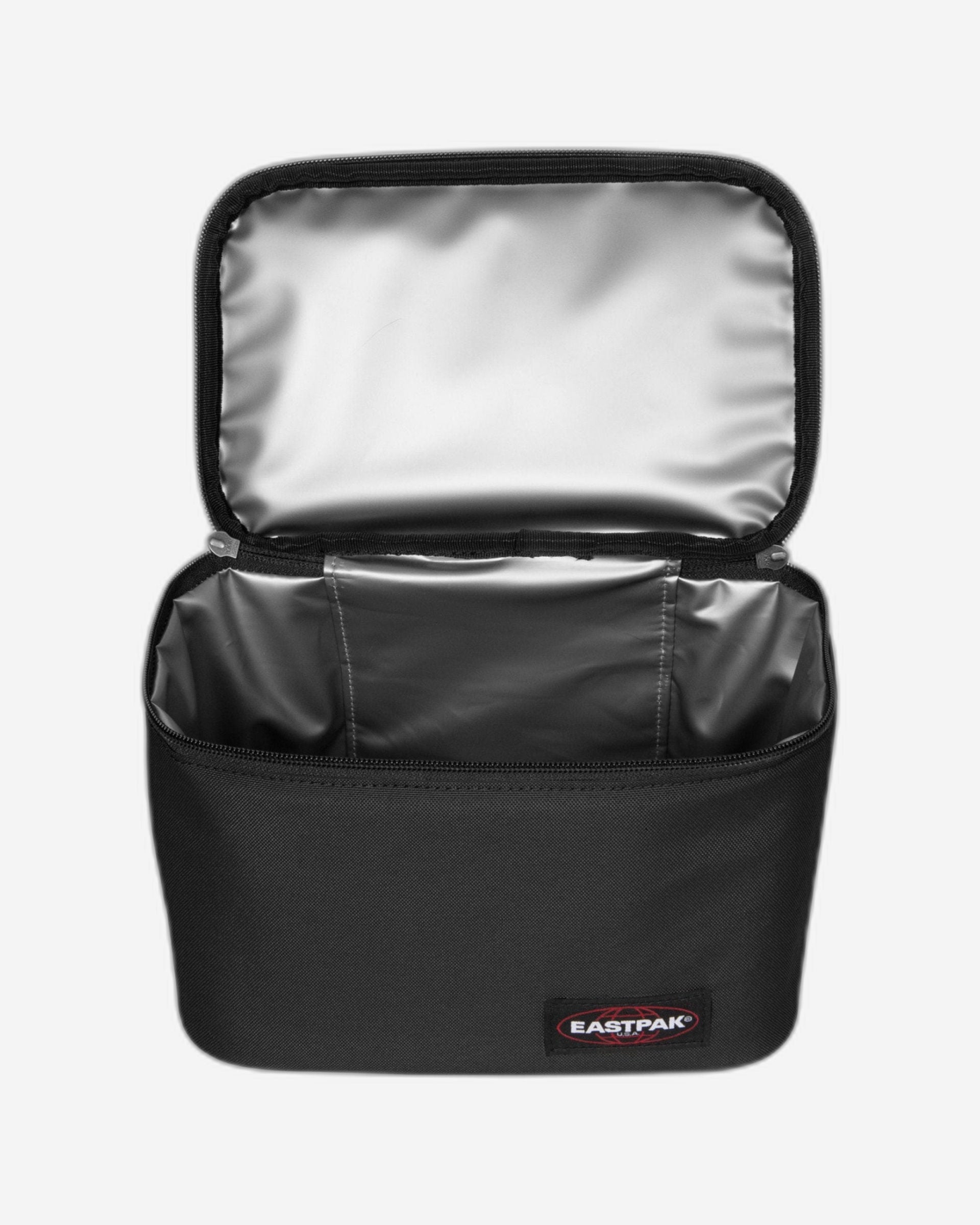 حقيبة غداء بيضاوية كبيرة من إيست باك - EK0A5B9G0081