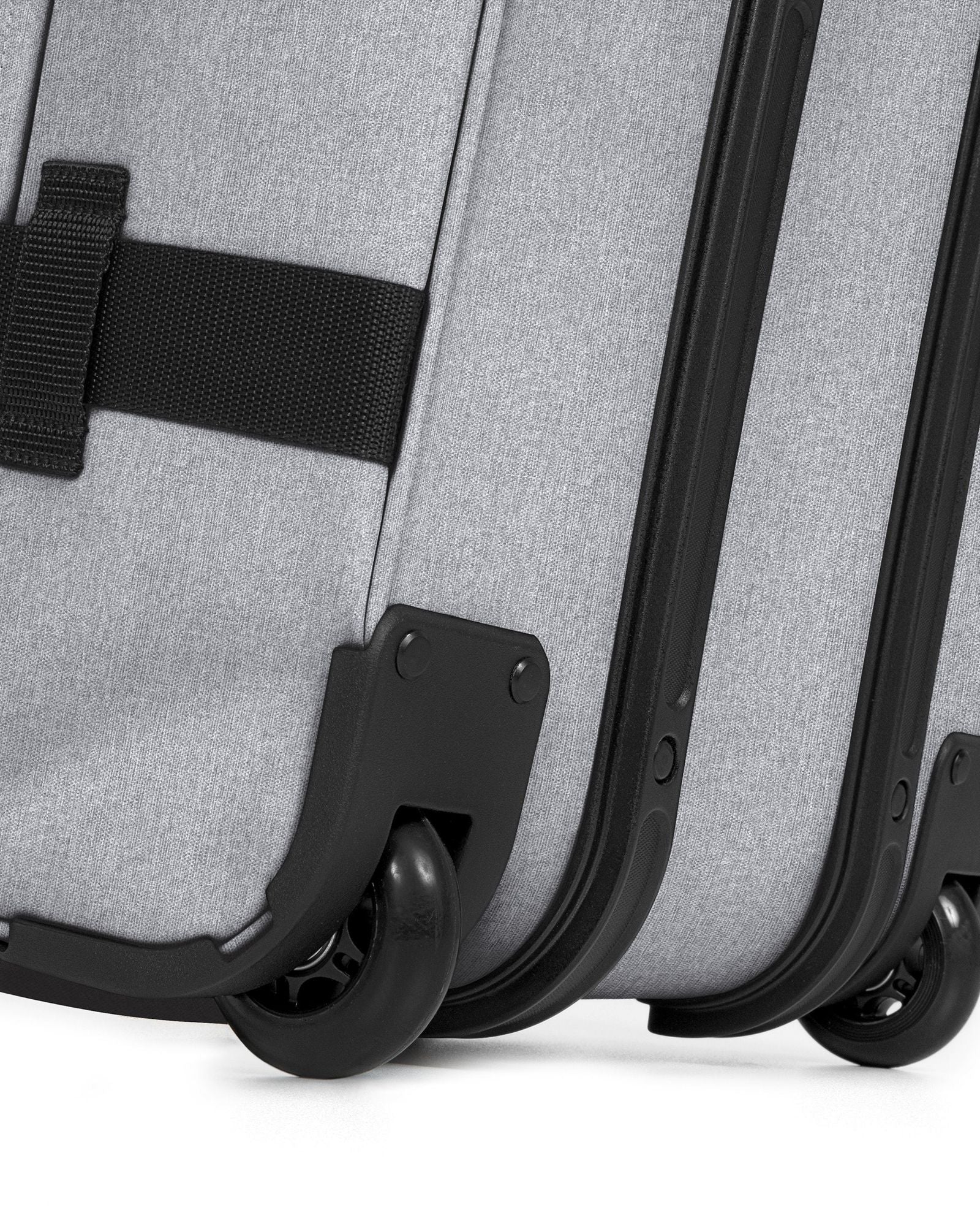 حقيبة سفر إيست باك ترانزيت آر إم متوسطة الحجم باللون الرمادي الأحدي - EK0A5BA83631