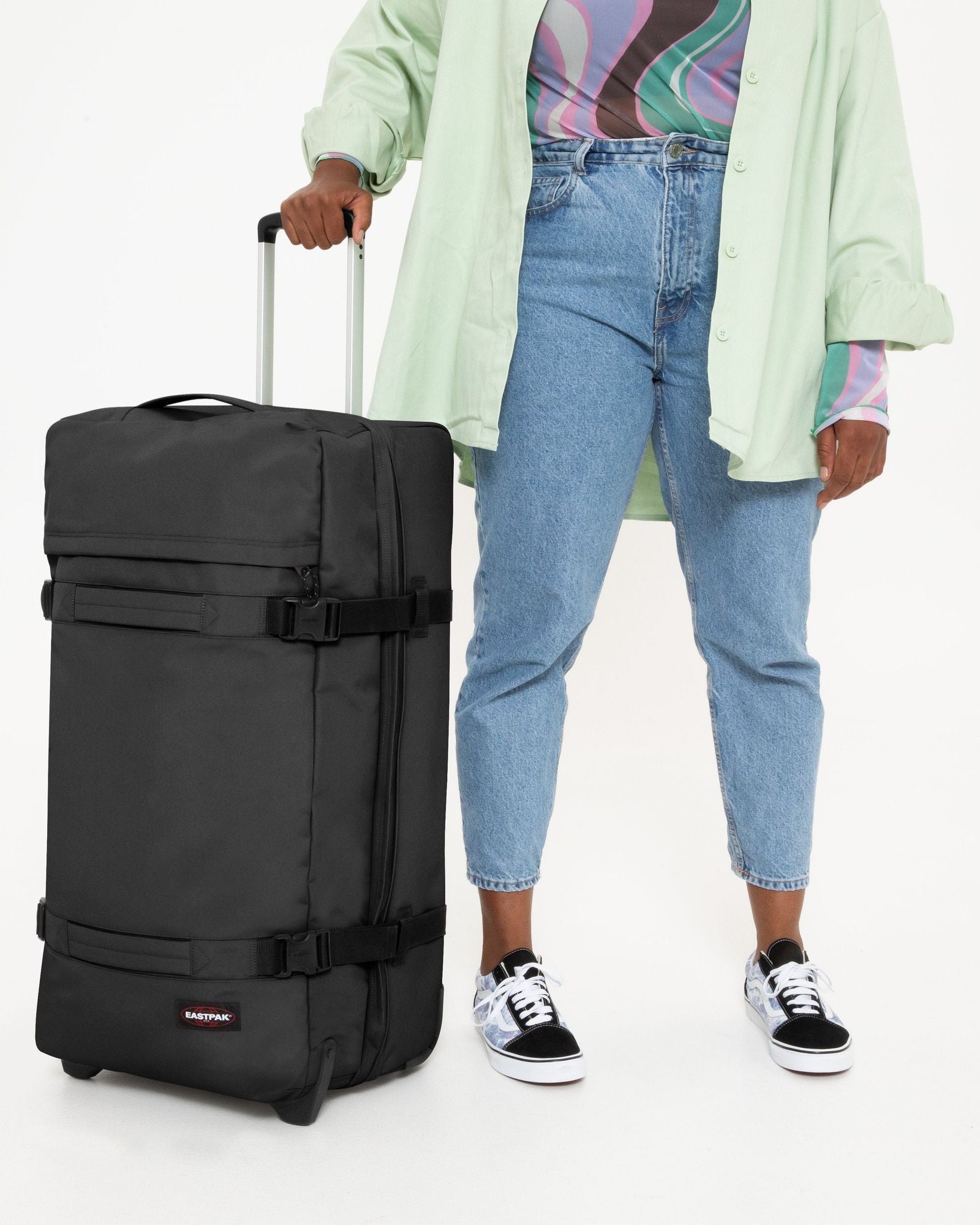 حقيبة سفر إيست باك ترانزيت آر إل سوداء كبيرة وناعمة - EK0A5BA9008