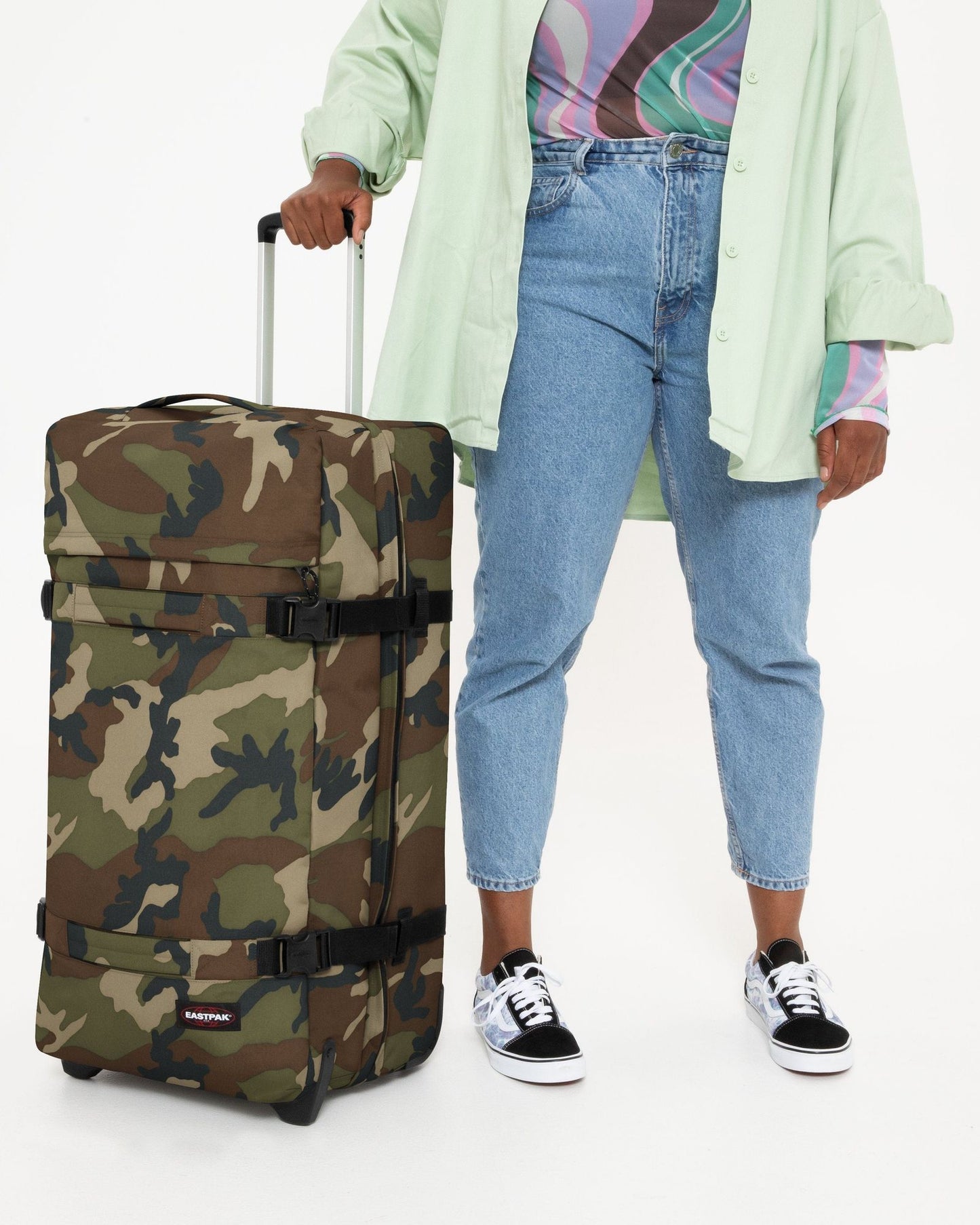 حقيبة سفر إيست باك ترانزيت آر إل كامو كبيرة وناعمة - EK0A5BA9181