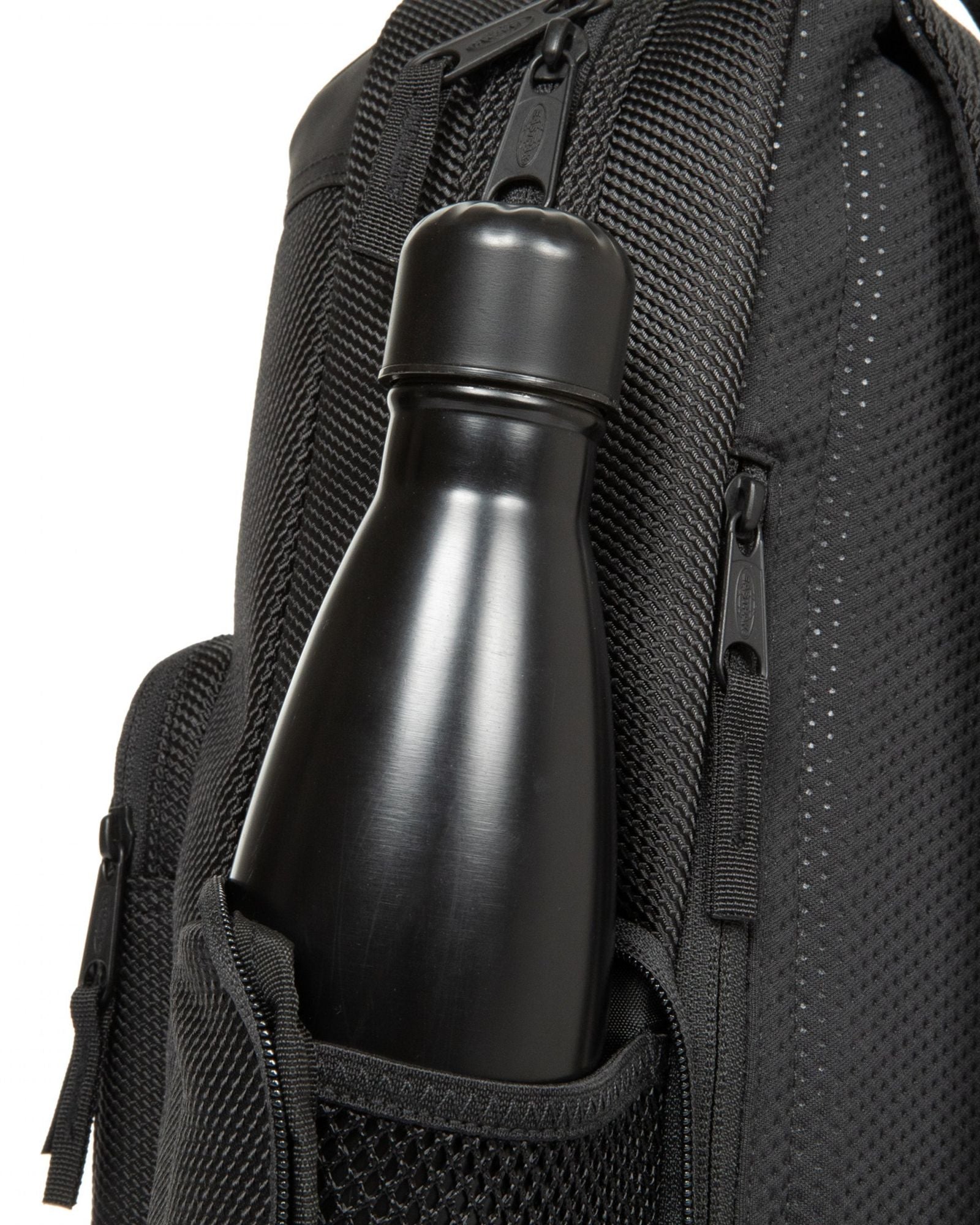 حقيبة كمبيوتر محمول صغيرة من Eastpak Tecum S Cnnct - EK0A5BAA80W1