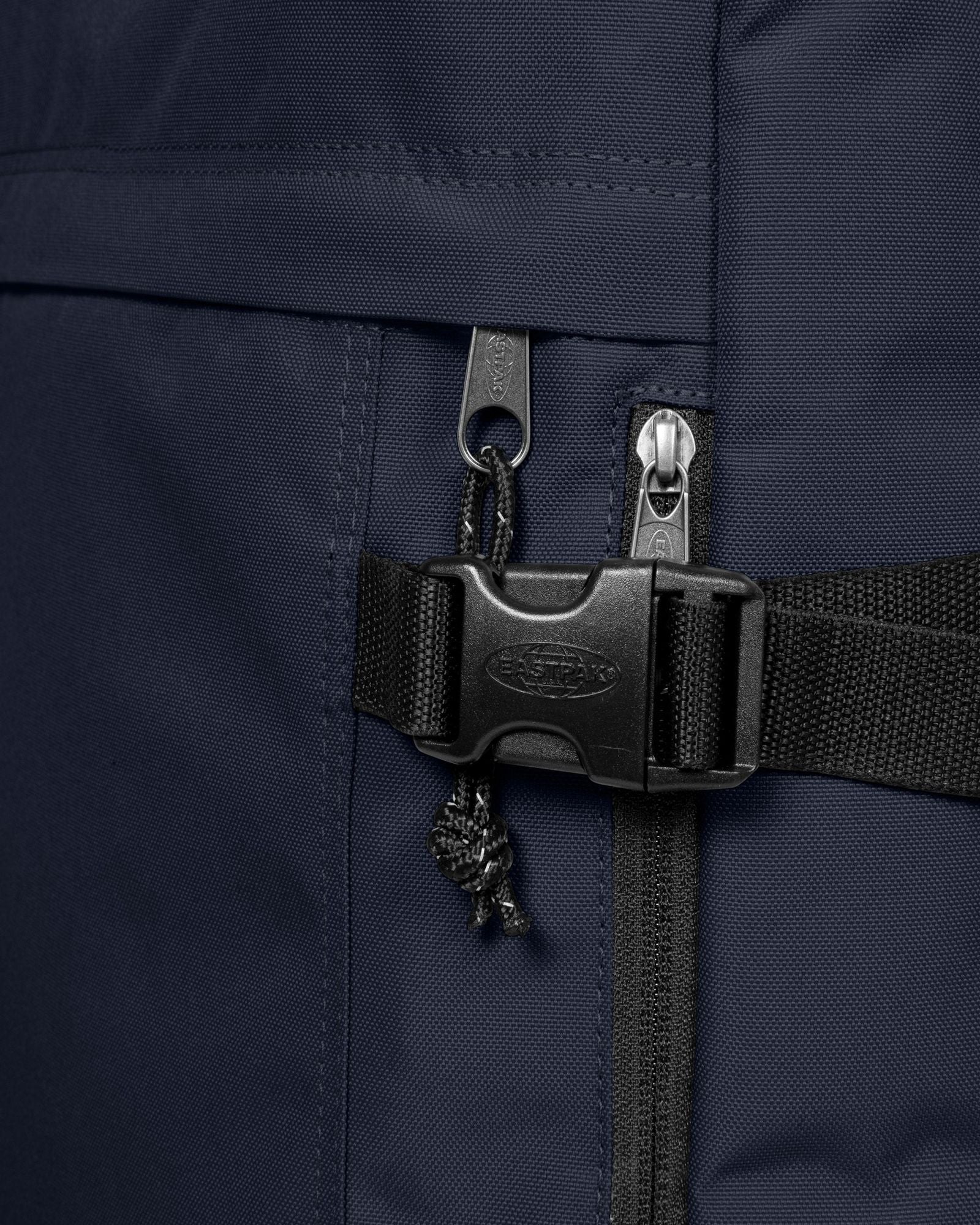 حقيبة ظهر إيست باك ترافل باك ألترا مارين كبيرة - EK0A5BBRL831