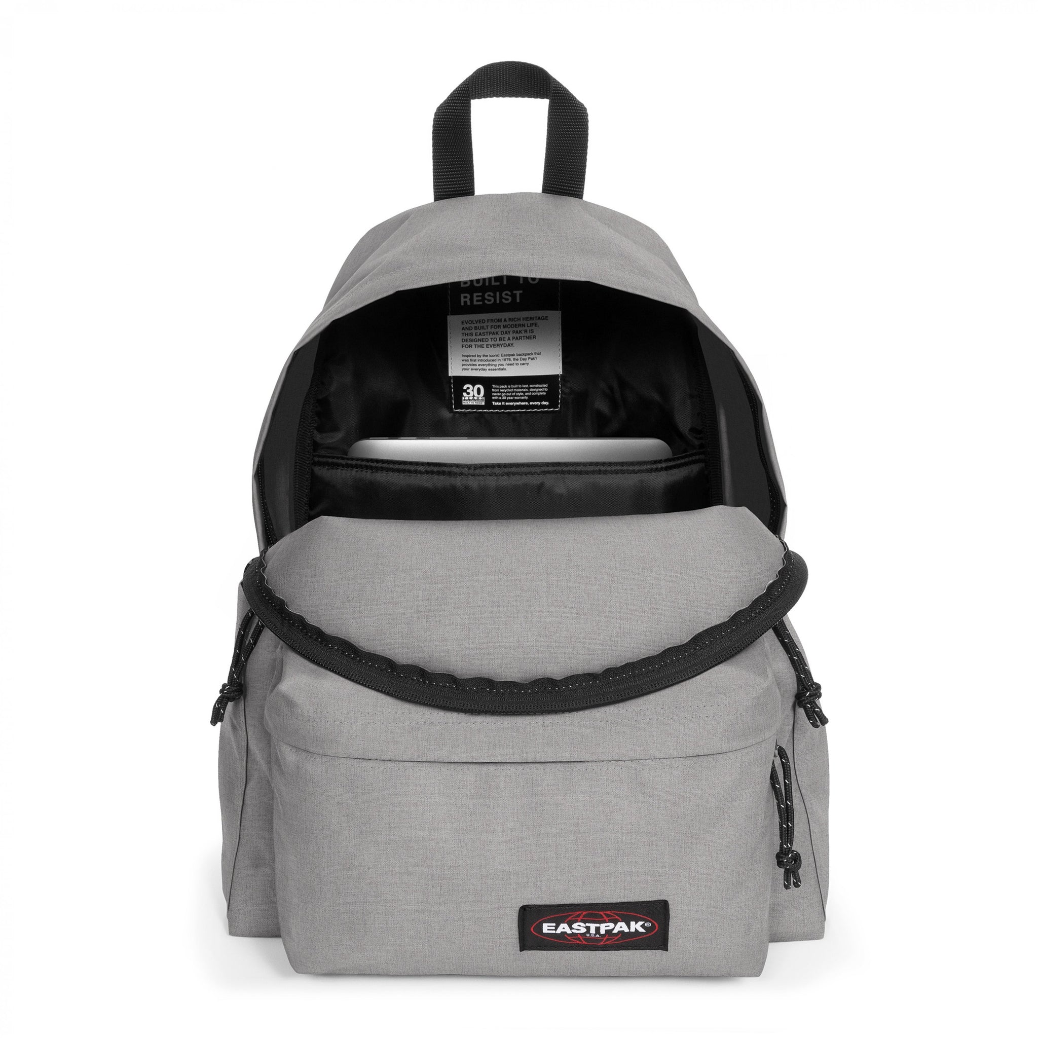 حقيبة ظهر Eastpak Day Pak'R Snow Grey متوسطة الحجم مع حامل زجاجات وجيب للكمبيوتر المحمول - EK0A5BG40O11